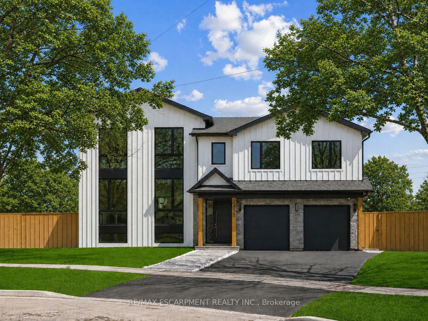 Photo 3 of 2488 Bridge Road, Oakville, West — HOMEH