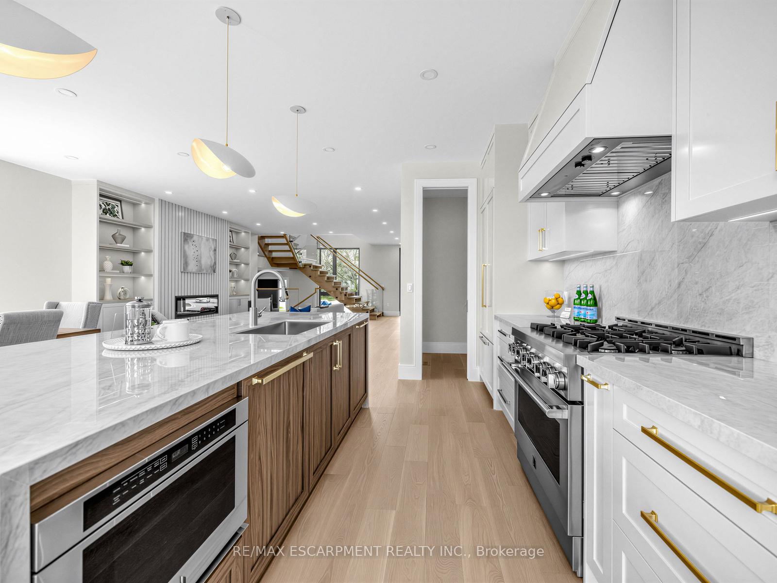 Photo 14 of 2488 Bridge Road, Oakville, West — HOMEH