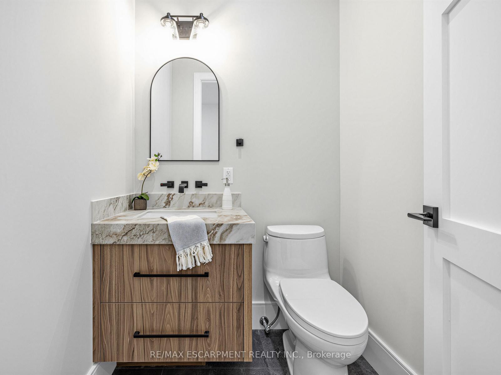 Photo 21 of 2488 Bridge Road, Oakville, West — HOMEH