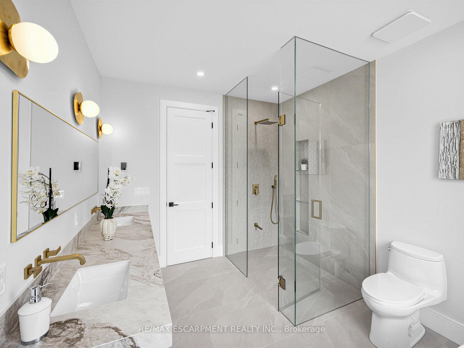 Photo 25 of 2488 Bridge Road, Oakville, West — HOMEH