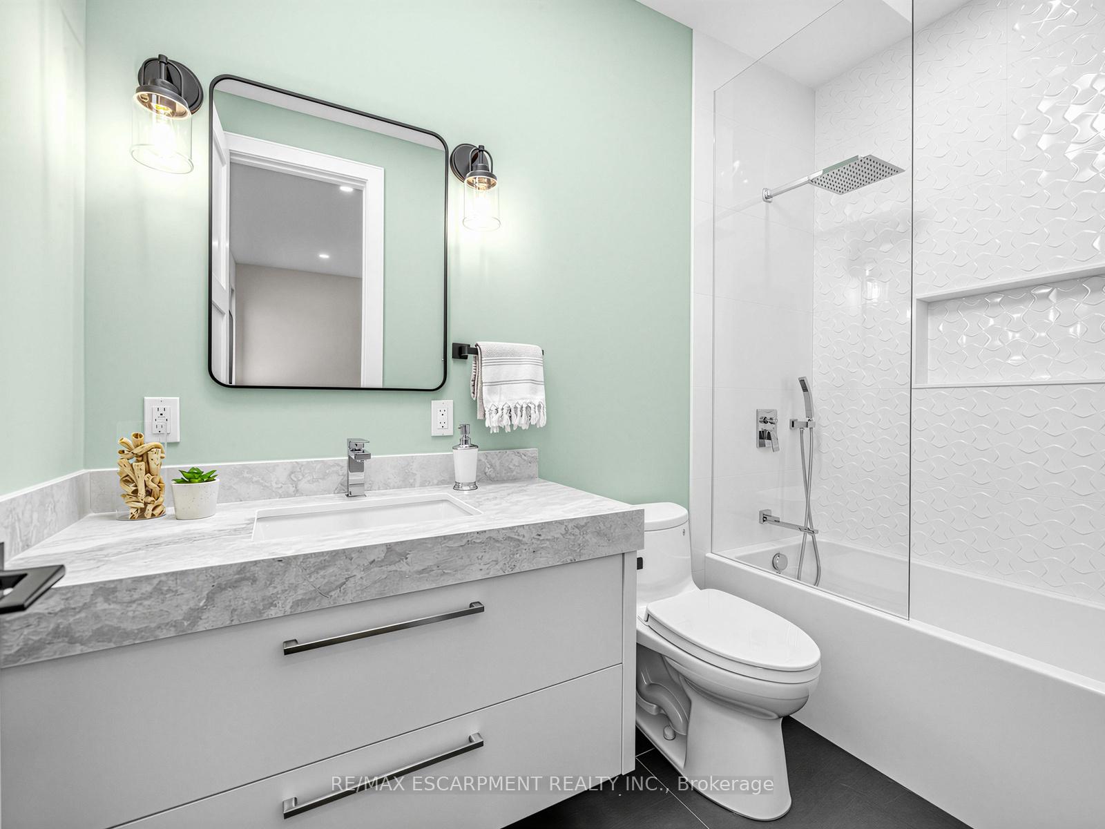 Photo 30 of 2488 Bridge Road, Oakville, West — HOMEH