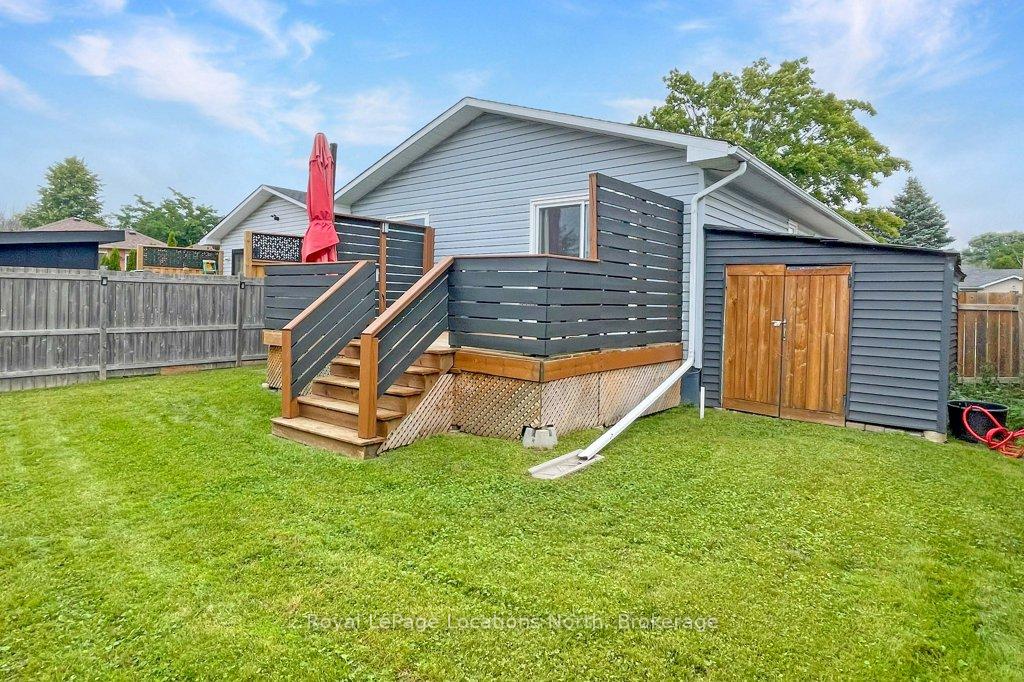 Photo 3 of 642 Spruce Street, Collingwood — HOMEH