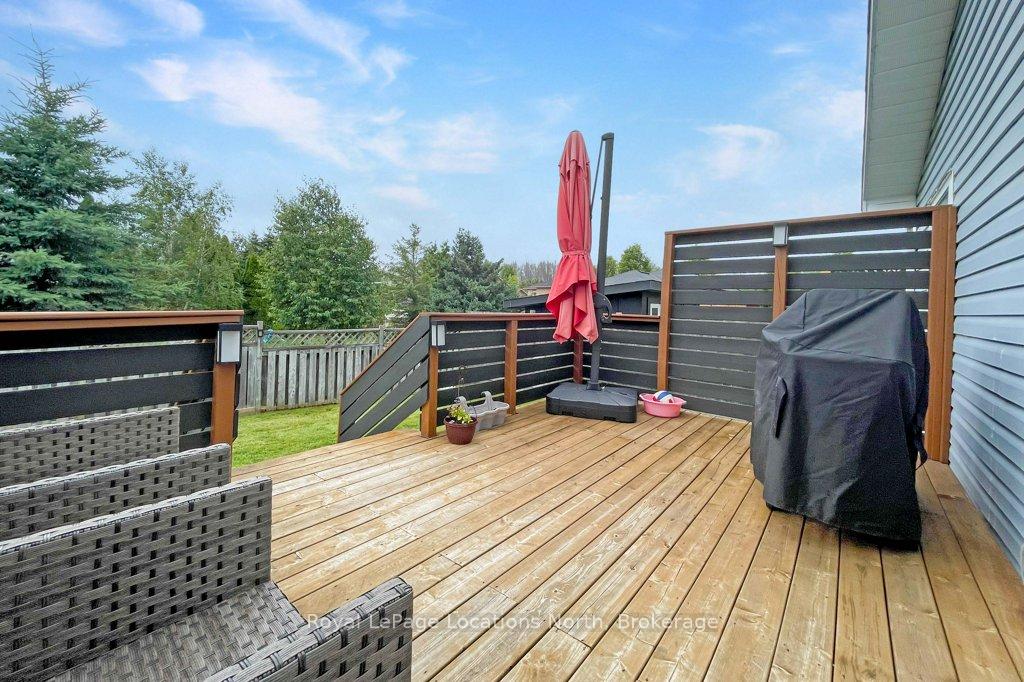 Photo 5 of 642 Spruce Street, Collingwood — HOMEH