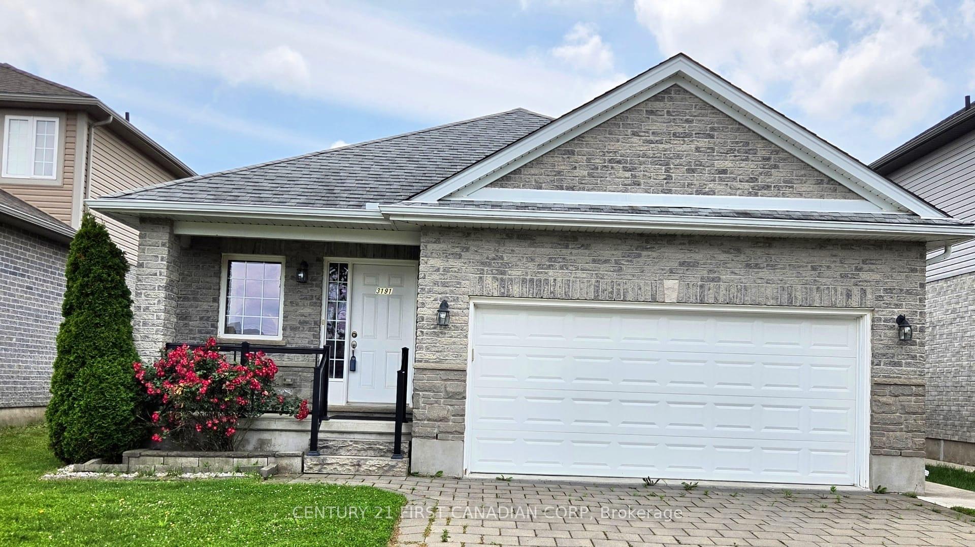 Photo 3 of 3191 Singleton Avenue, London, South W — HOMEH