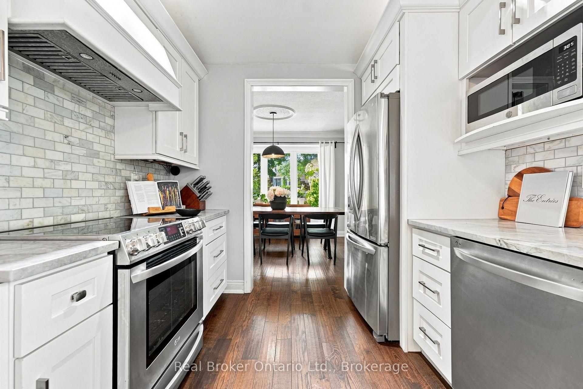 Photo 14 of 2086 Cavendish Drive, Burlington, Brant Hills — HOMEH