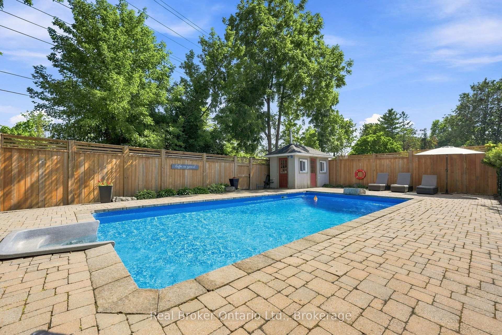 Photo 46 of 2086 Cavendish Drive, Burlington, Brant Hills — HOMEH