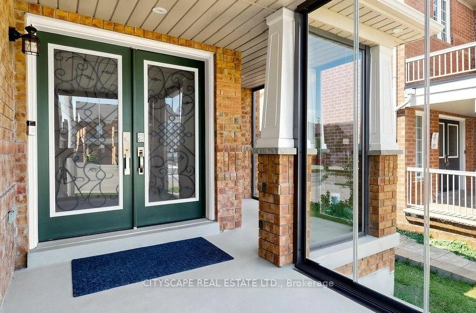 Photo 2 of 769 White Clover Way, Mississauga, East Credit — HOMEH