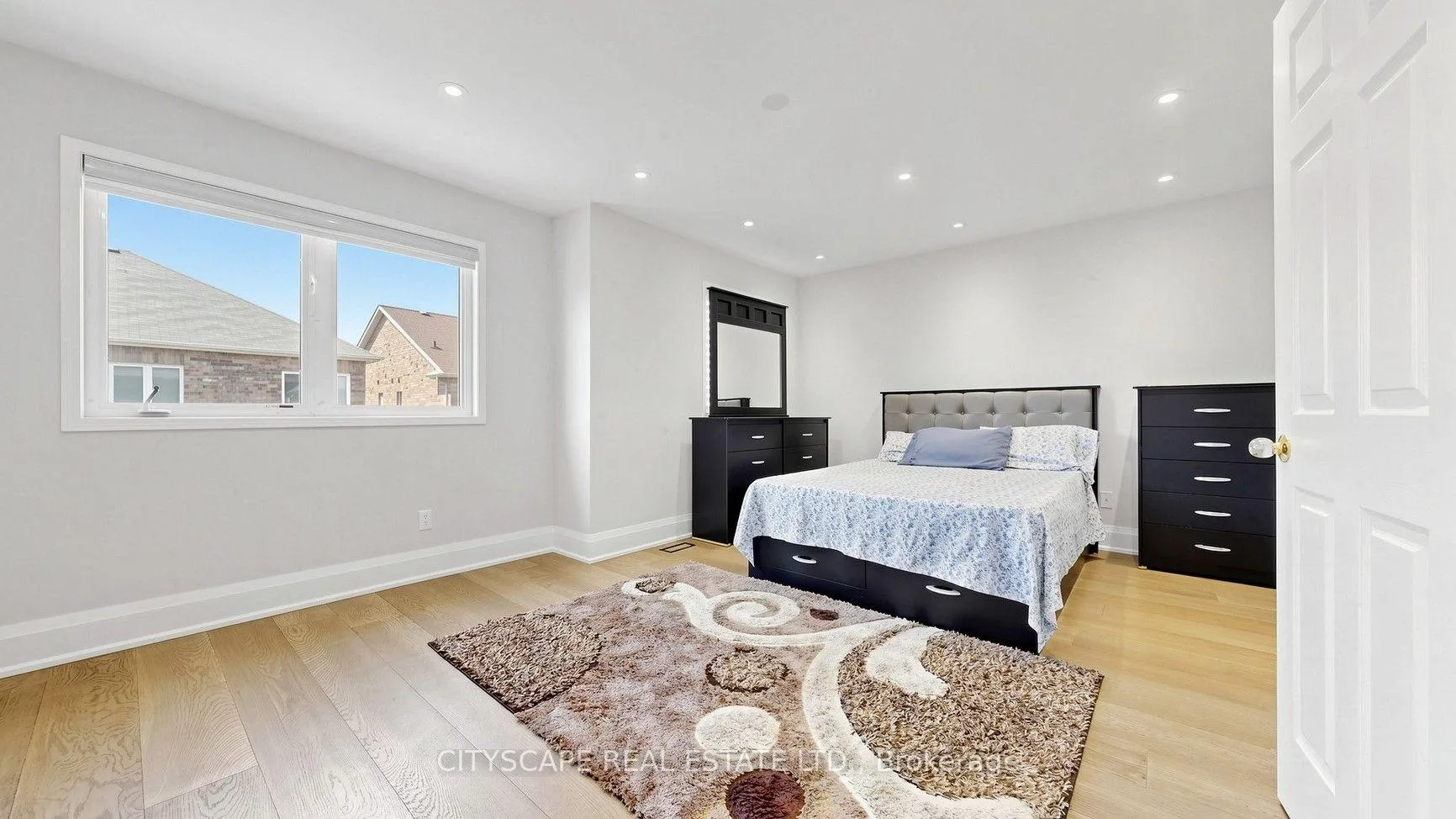 Photo 19 of 769 White Clover Way, Mississauga, East Credit — HOMEH