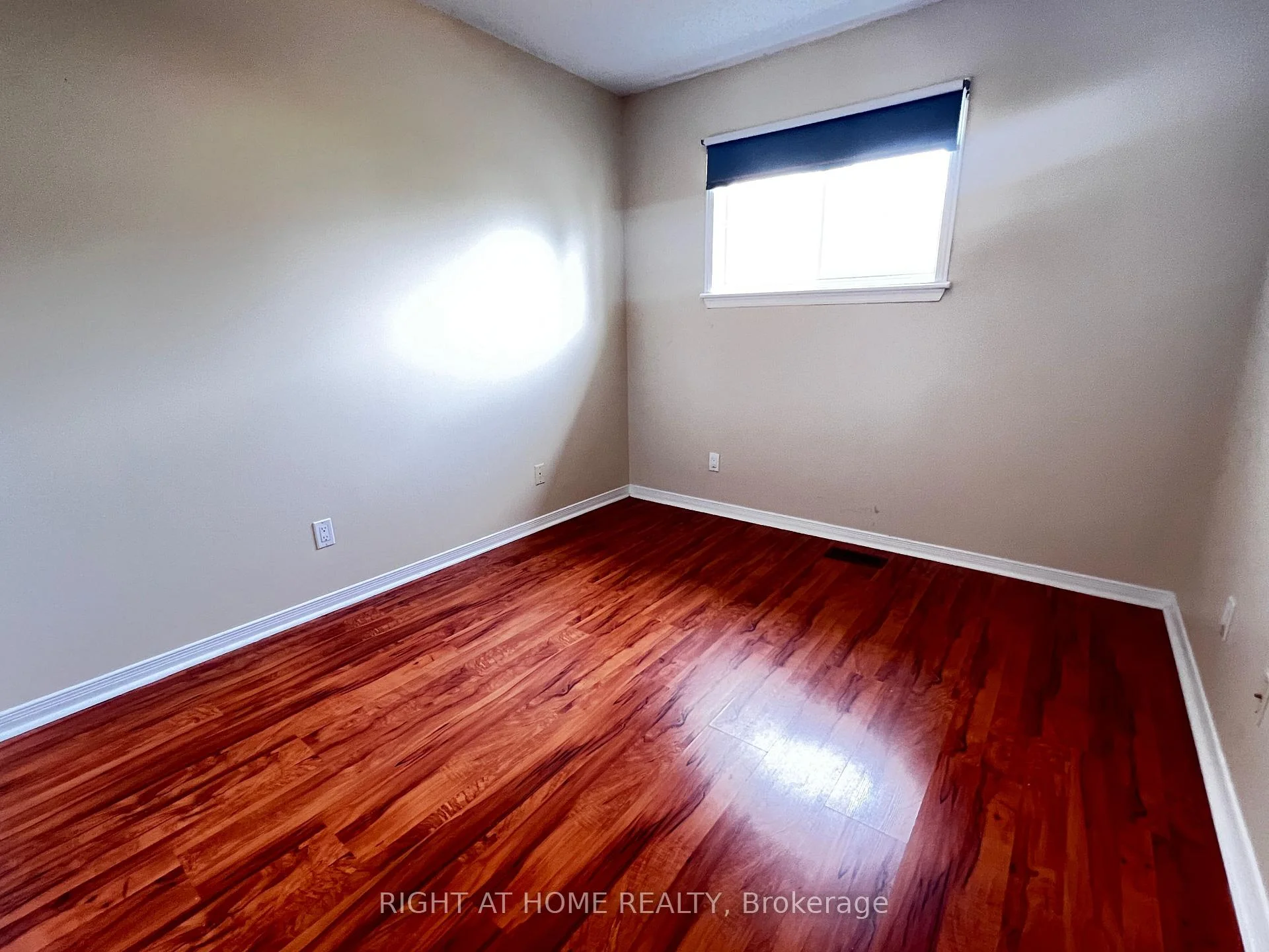 Photo 28 of 1741 Jobin Crescent, Ottawa, Carson Grove — HOMEH