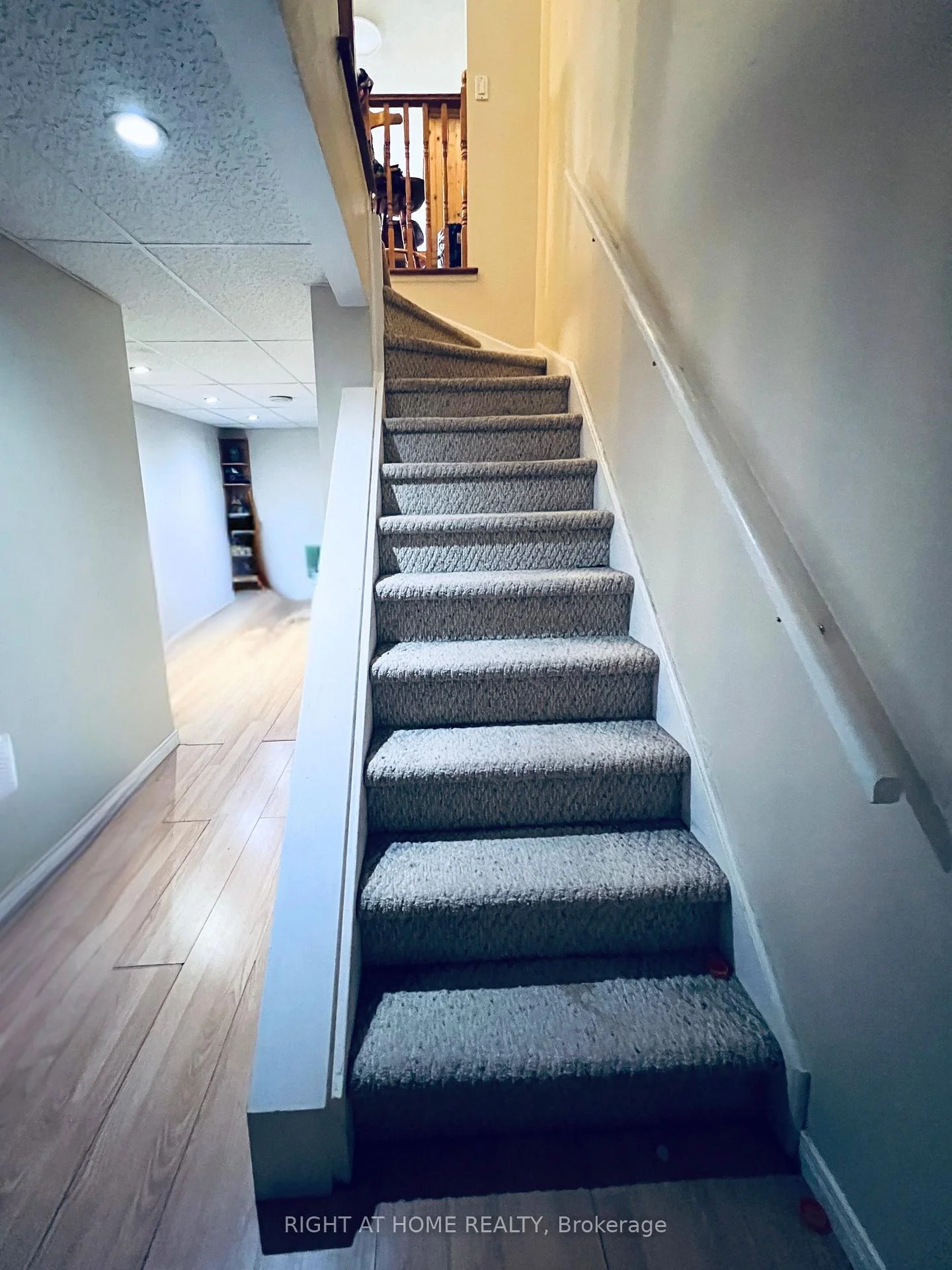 Photo 31 of 1741 Jobin Crescent, Ottawa, Carson Grove — HOMEH