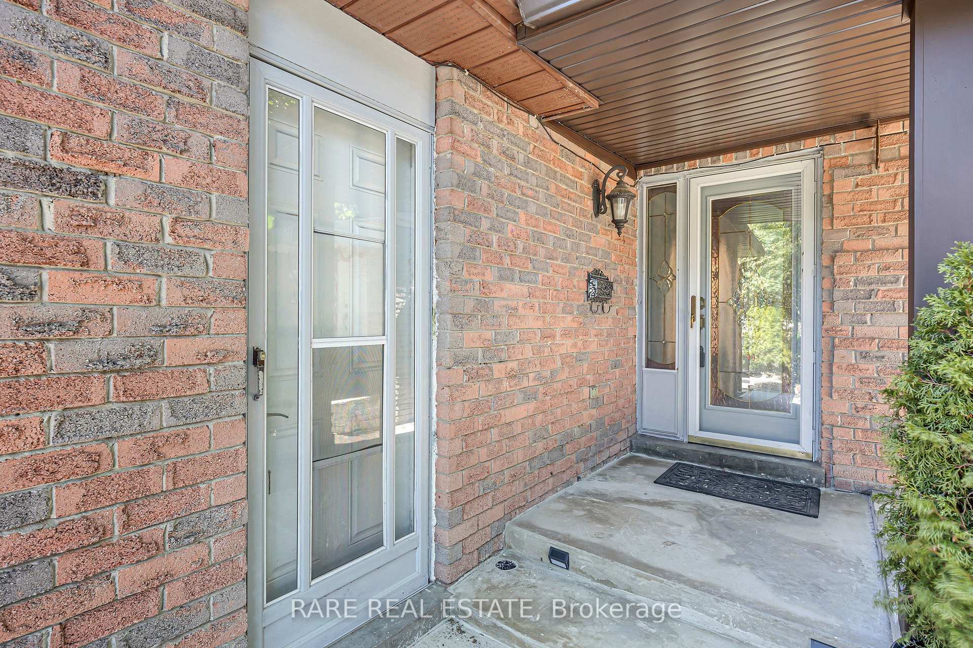 Photo 4 of 29 Abelard Avenue, Brampton, Fletcher's West — HOMEH