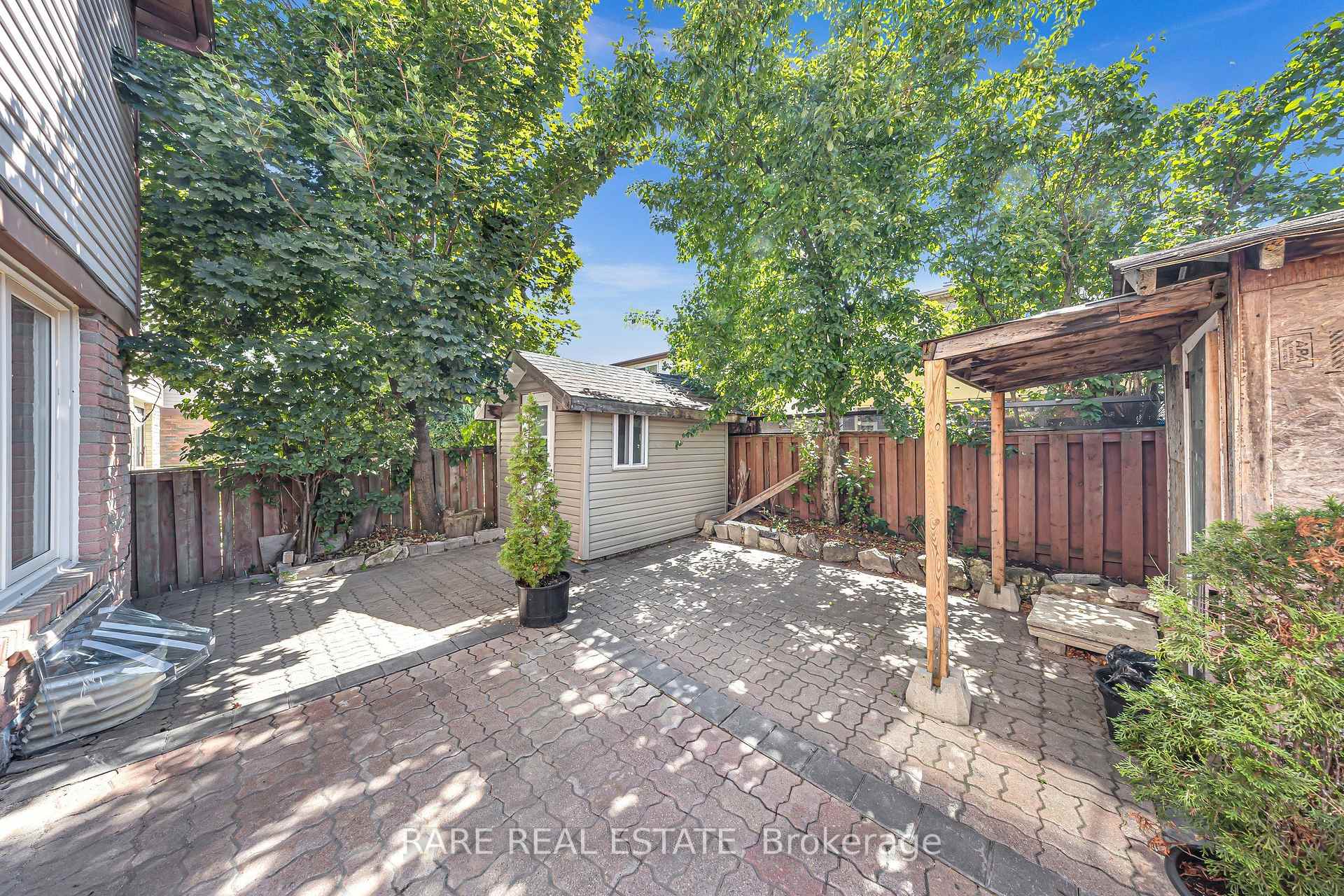 Photo 9 of 29 Abelard Avenue, Brampton, Fletcher's West — HOMEH