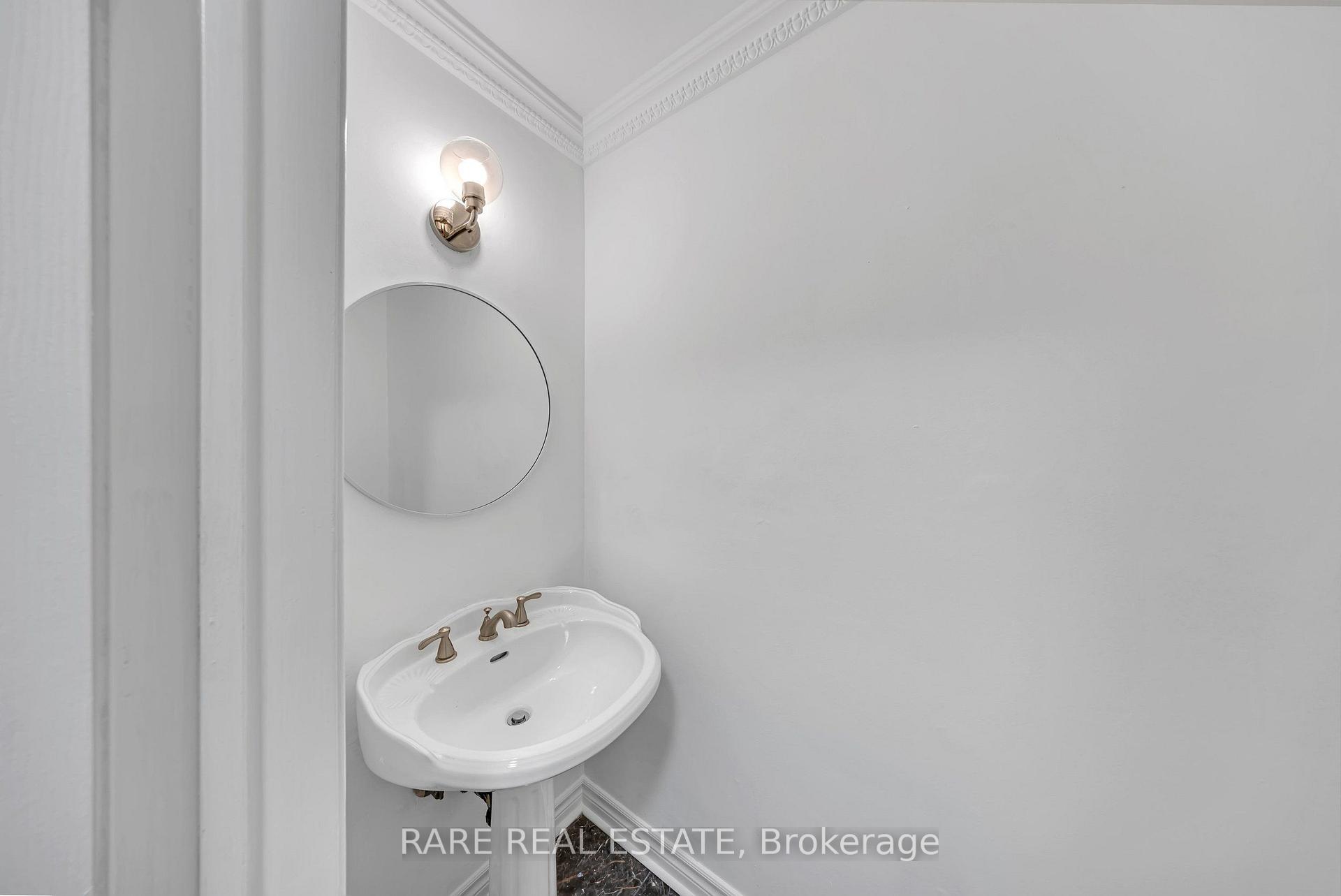 Photo 12 of 29 Abelard Avenue, Brampton, Fletcher's West — HOMEH