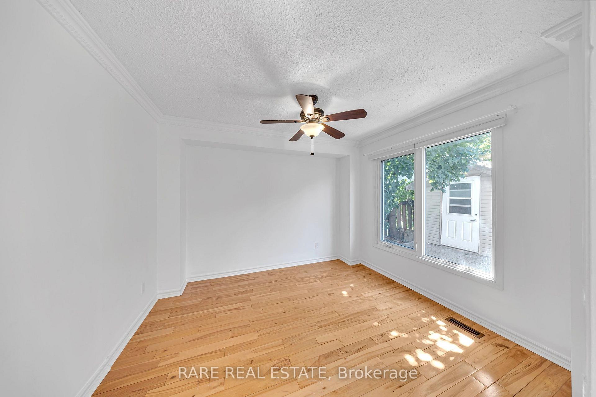 Photo 24 of 29 Abelard Avenue, Brampton, Fletcher's West — HOMEH
