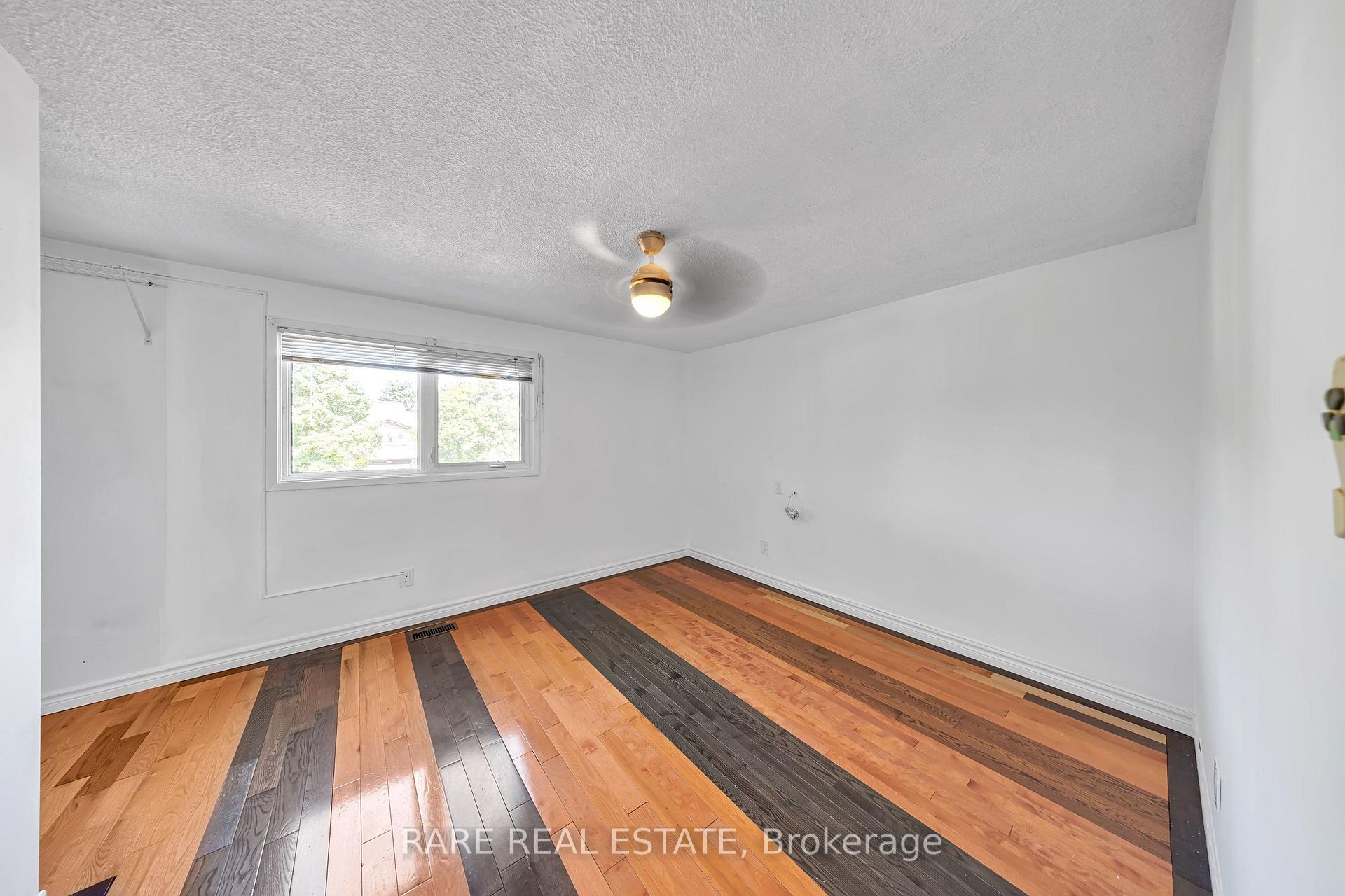Photo 37 of 29 Abelard Avenue, Brampton, Fletcher's West — HOMEH