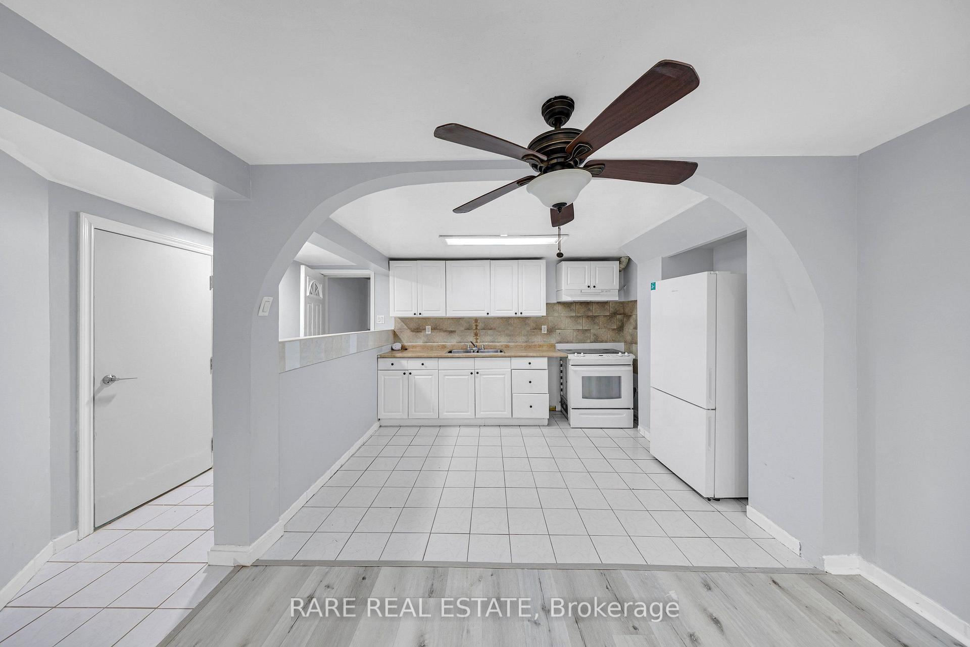 Photo 42 of 29 Abelard Avenue, Brampton, Fletcher's West — HOMEH