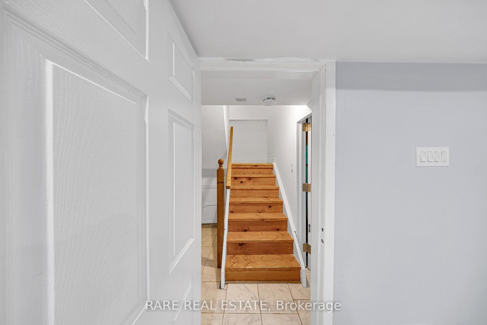 Photo 46 of 29 Abelard Avenue, Brampton, Fletcher's West — HOMEH