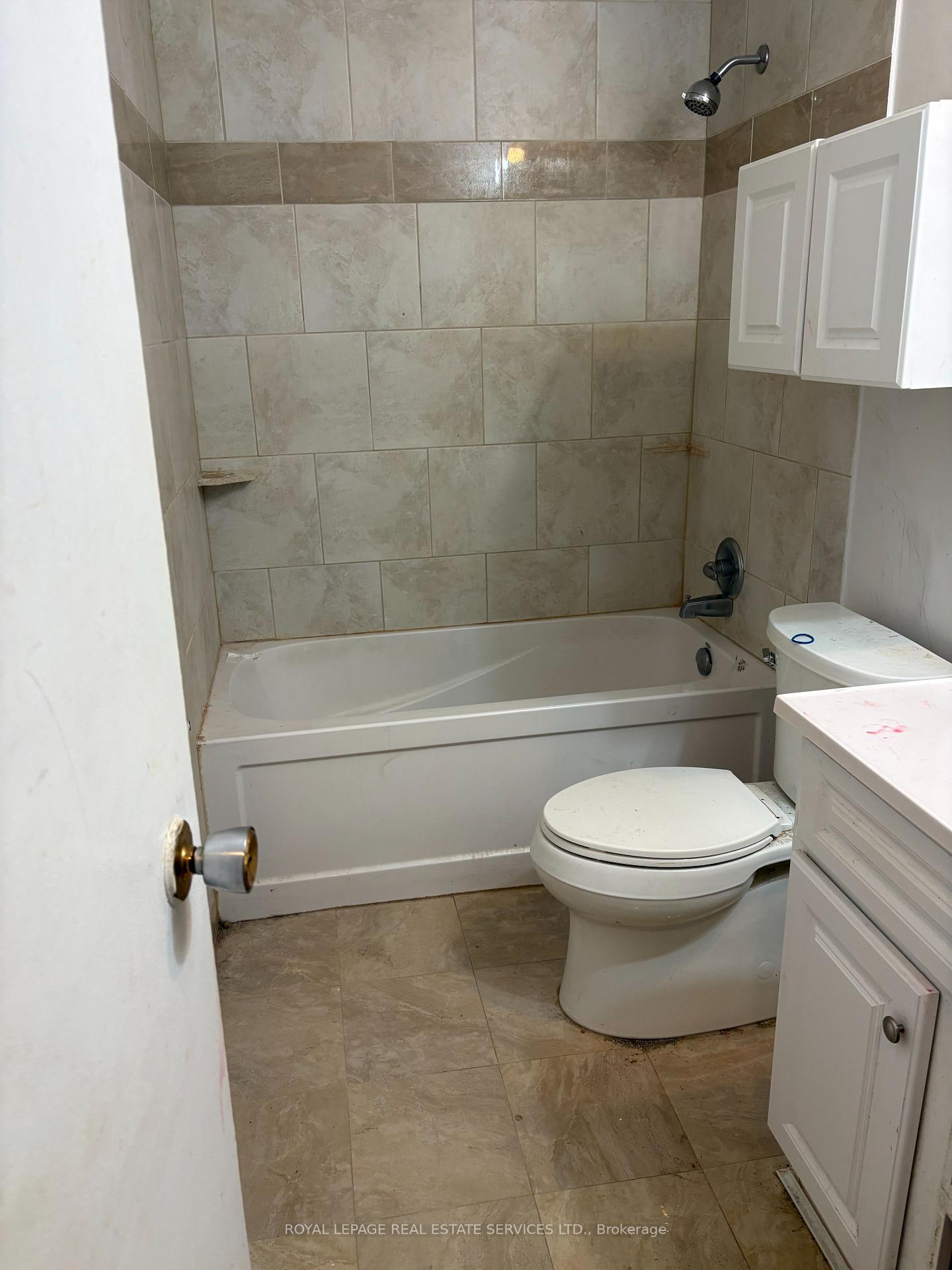 Photo 2 of 38 Parkside Drive, Brant, Paris — HOMEH