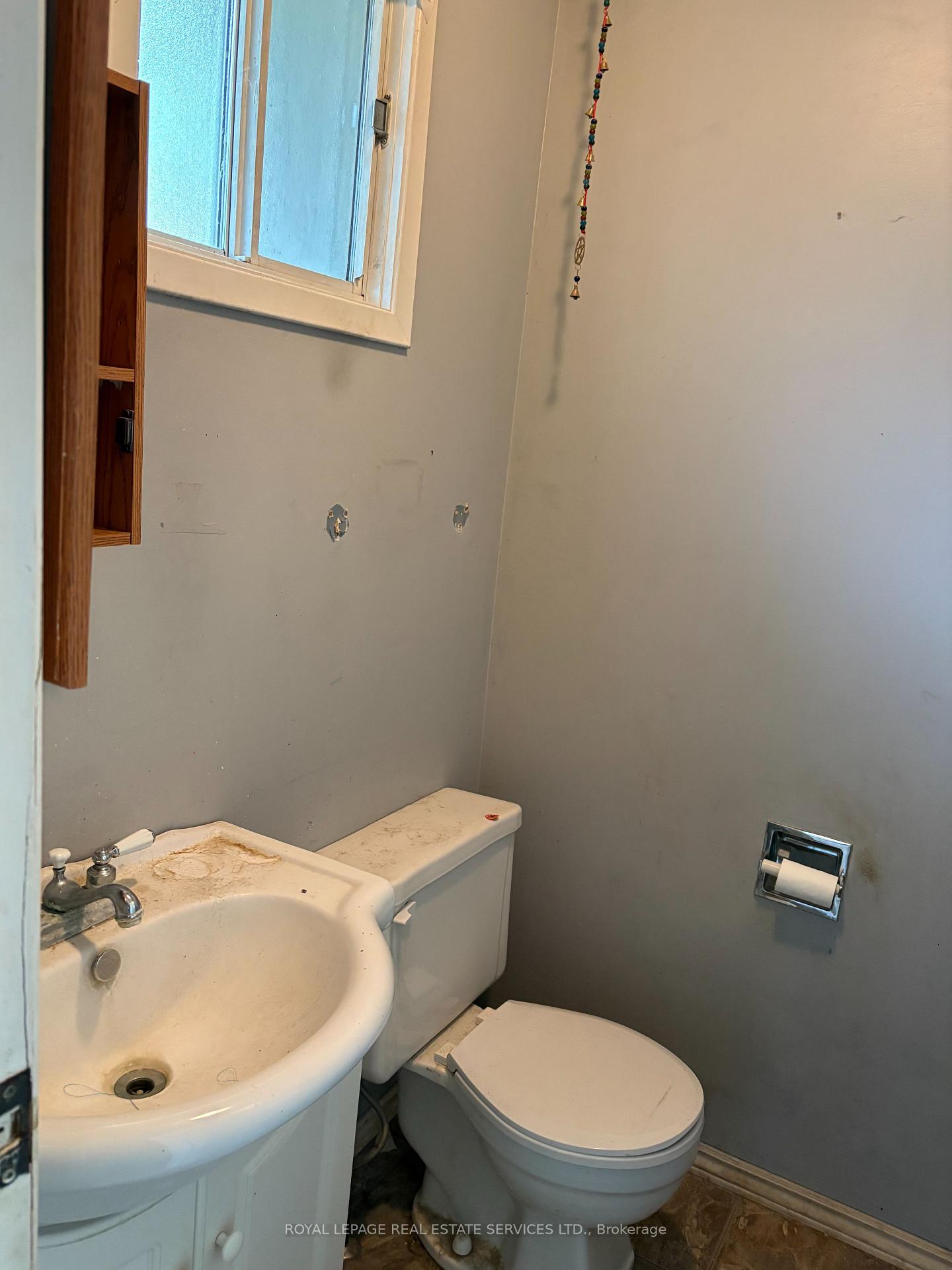 Photo 5 of 38 Parkside Drive, Brant, Paris — HOMEH