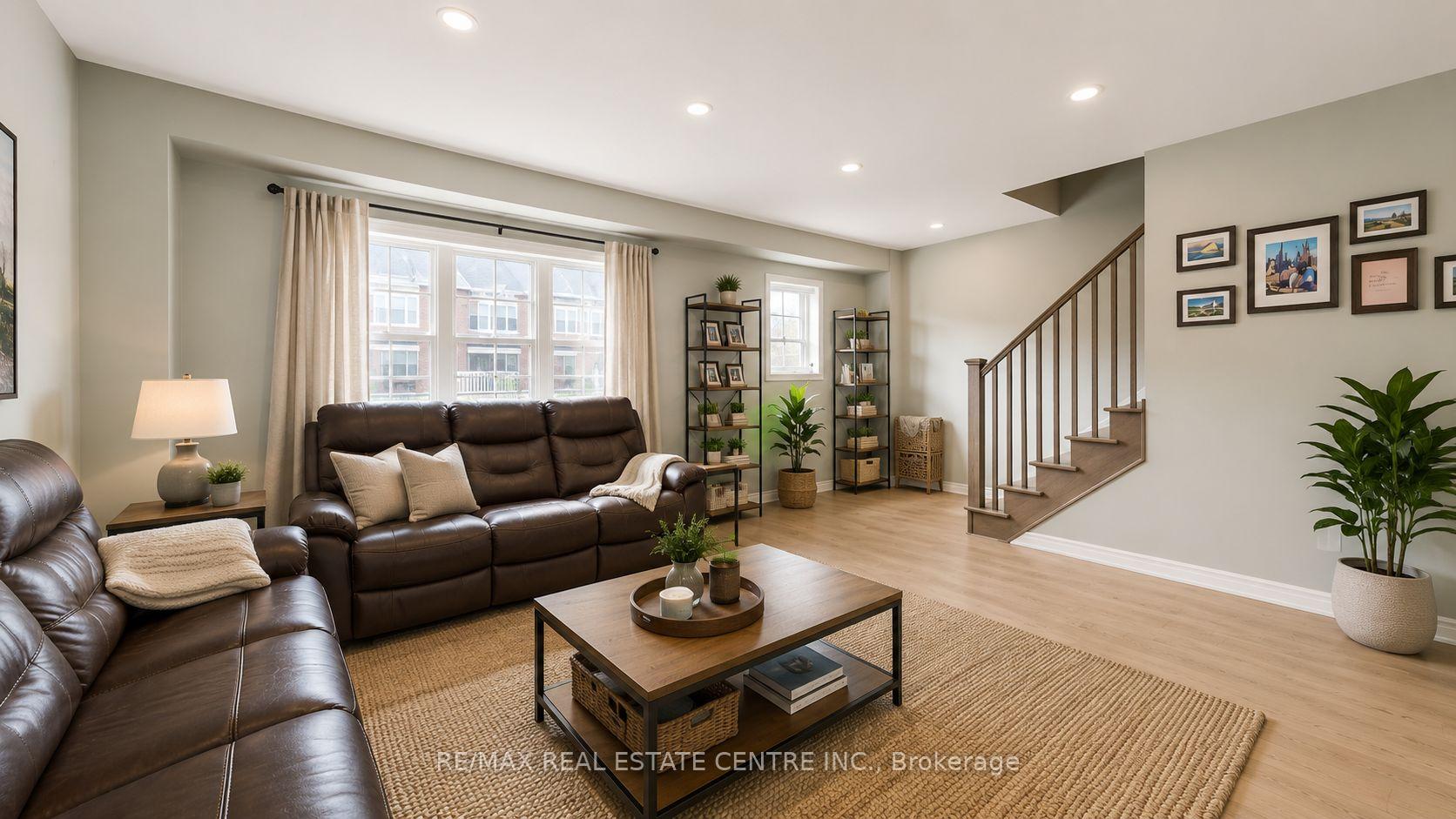 Photo 6 of 32 Bluegill Crescent, Whitby, Lynde Creek — HOMEH