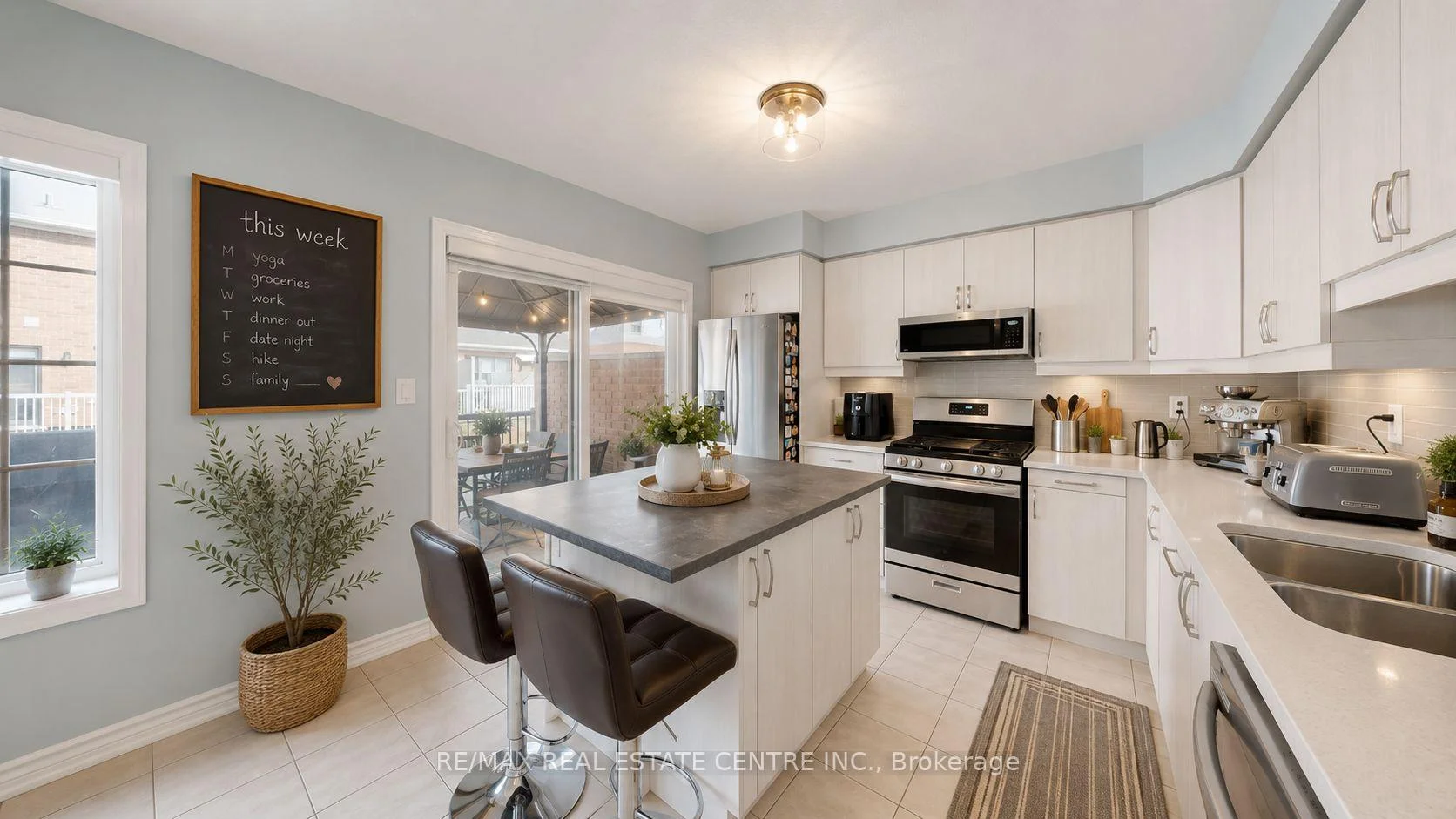 Photo 10 of 32 Bluegill Crescent, Whitby, Lynde Creek — HOMEH