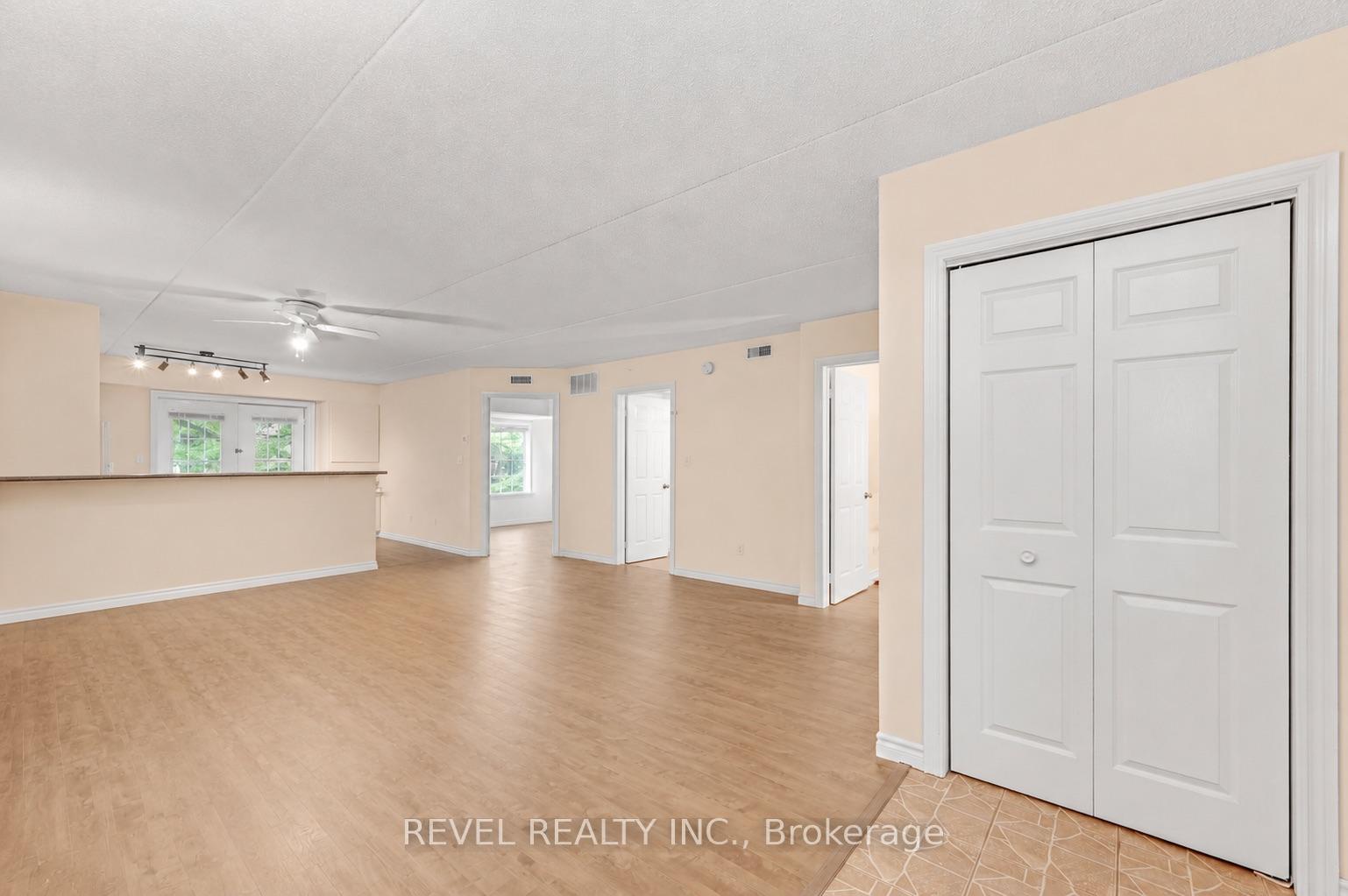 Photo 5 of Unit 105, 1441 Walkers Line, Burlington, Tansley — HOMEH