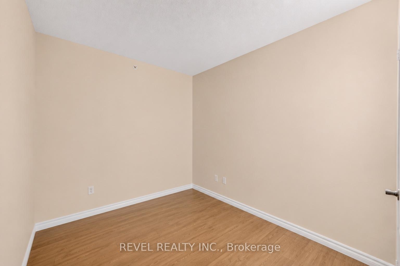Photo 11 of Unit 105, 1441 Walkers Line, Burlington, Tansley — HOMEH