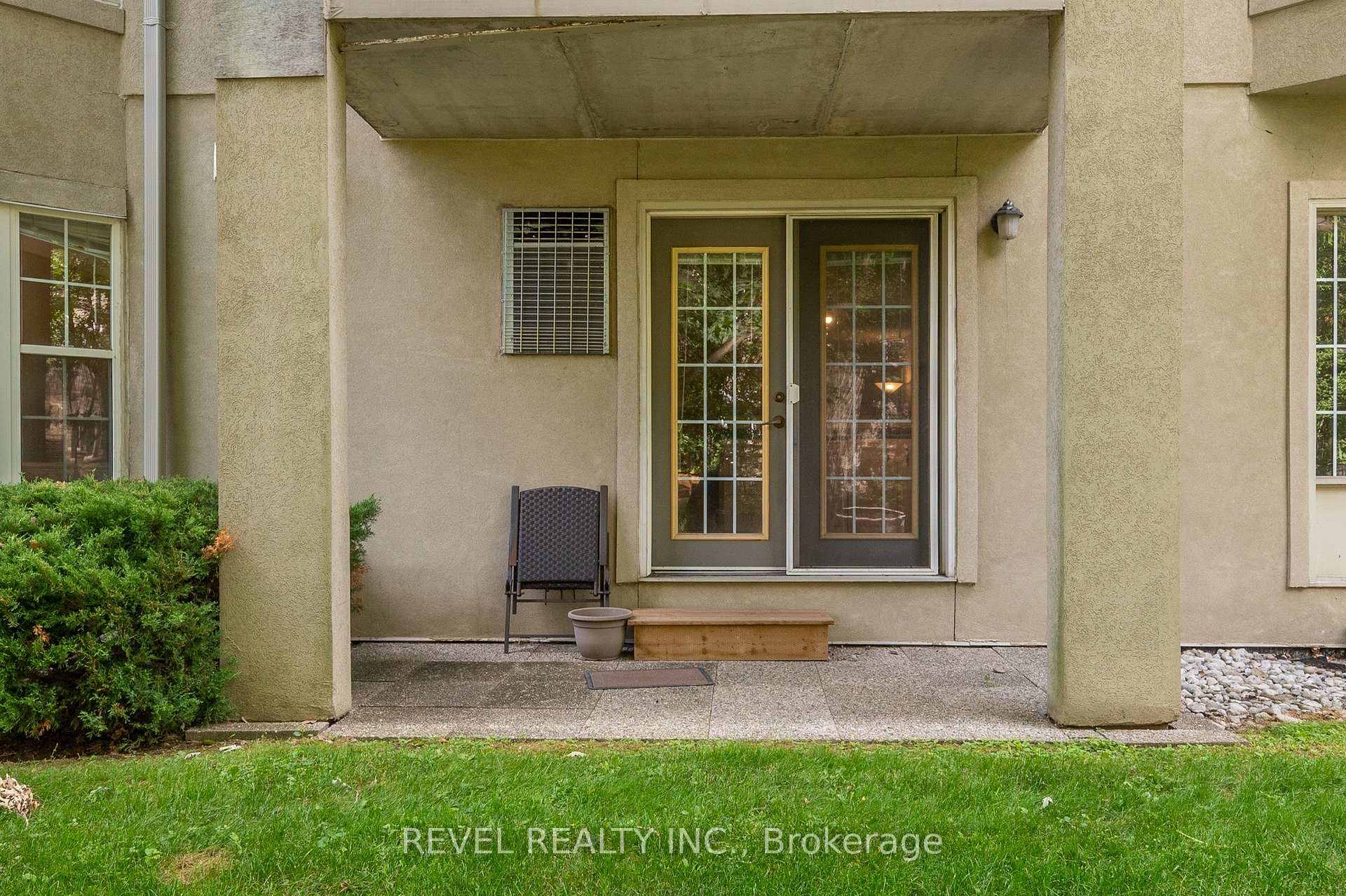 Photo 15 of Unit 105, 1441 Walkers Line, Burlington, Tansley — HOMEH