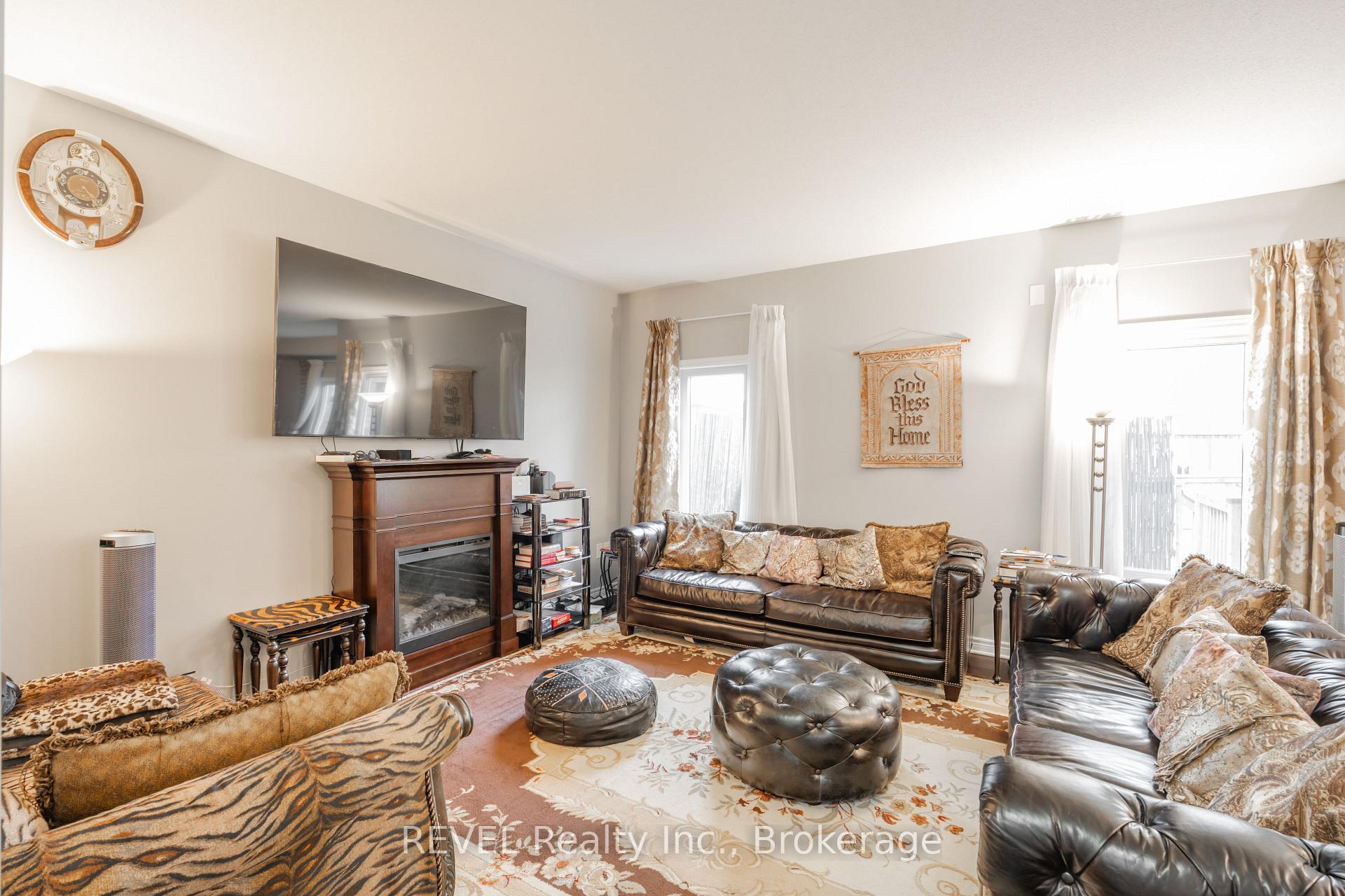 Photo 15 of 29 Bergenstein Crescent, Pelham, Fonthill — HOMEH