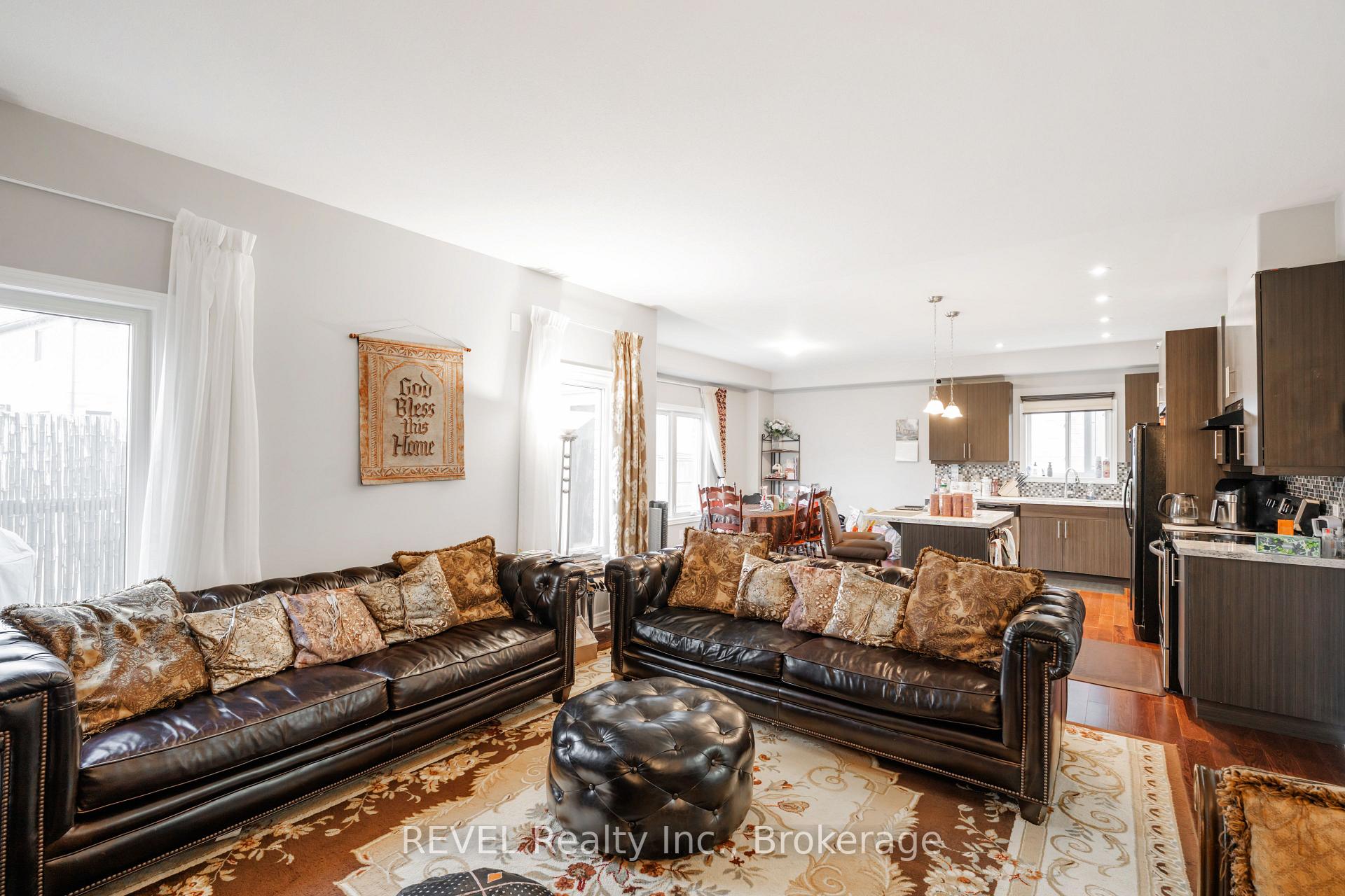 Photo 16 of 29 Bergenstein Crescent, Pelham, Fonthill — HOMEH