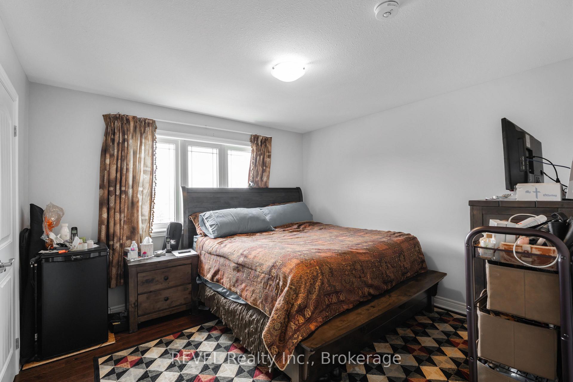 Photo 25 of 29 Bergenstein Crescent, Pelham, Fonthill — HOMEH