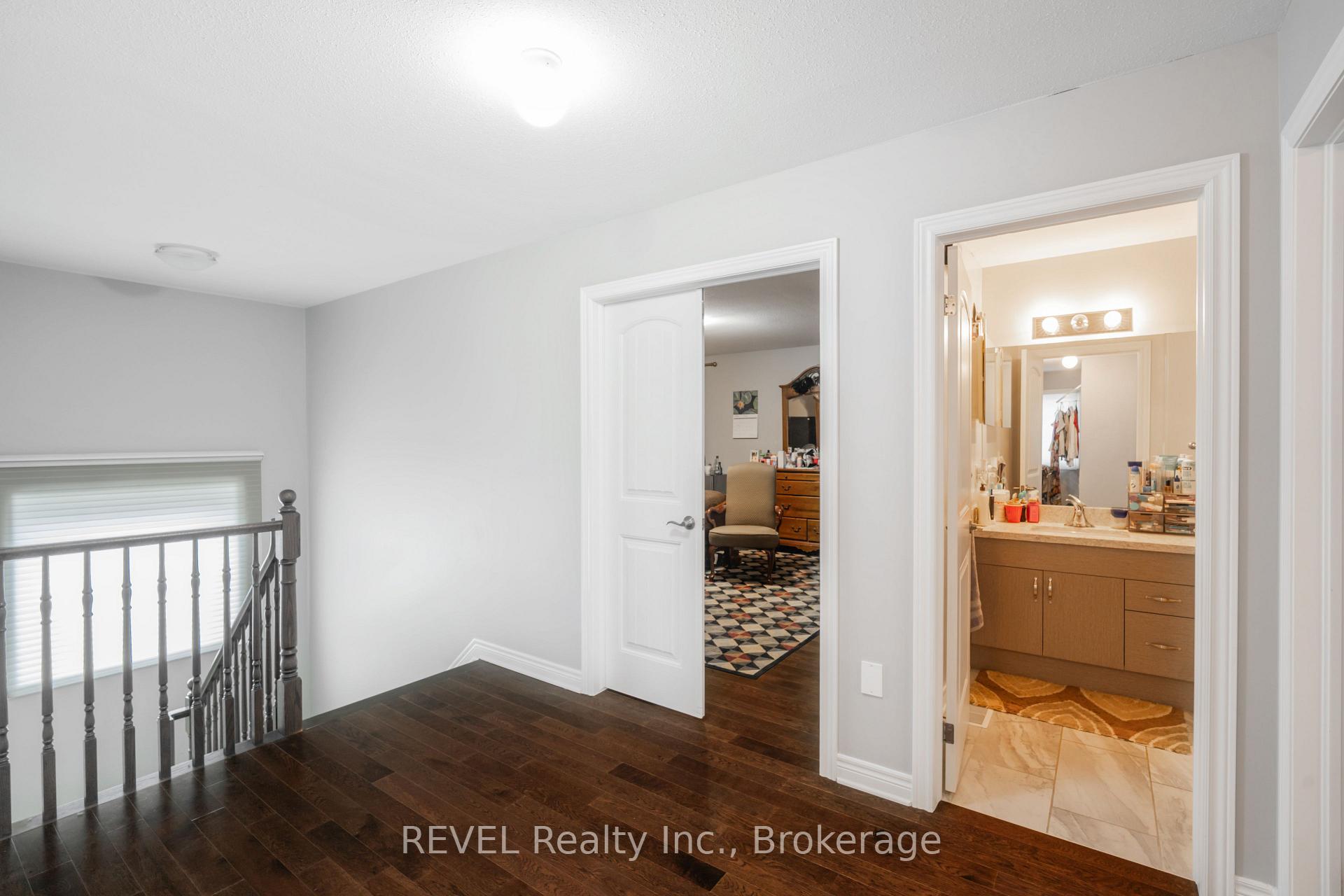 Photo 33 of 29 Bergenstein Crescent, Pelham, Fonthill — HOMEH