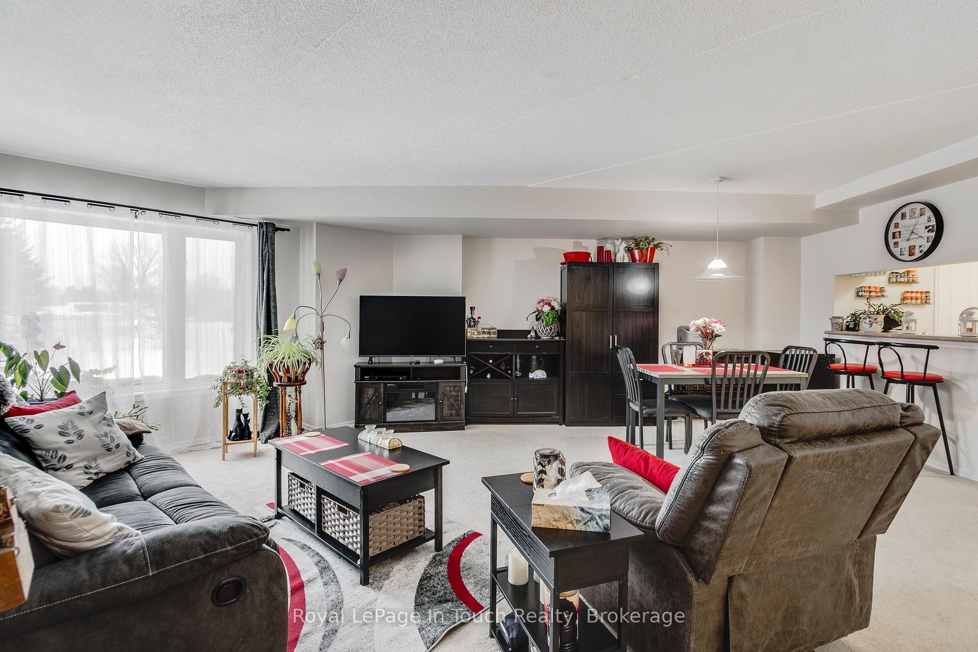 Photo 6 of Unit 310, 333 Lafontaine Road W, Tiny, Rural Tiny — HOMEH