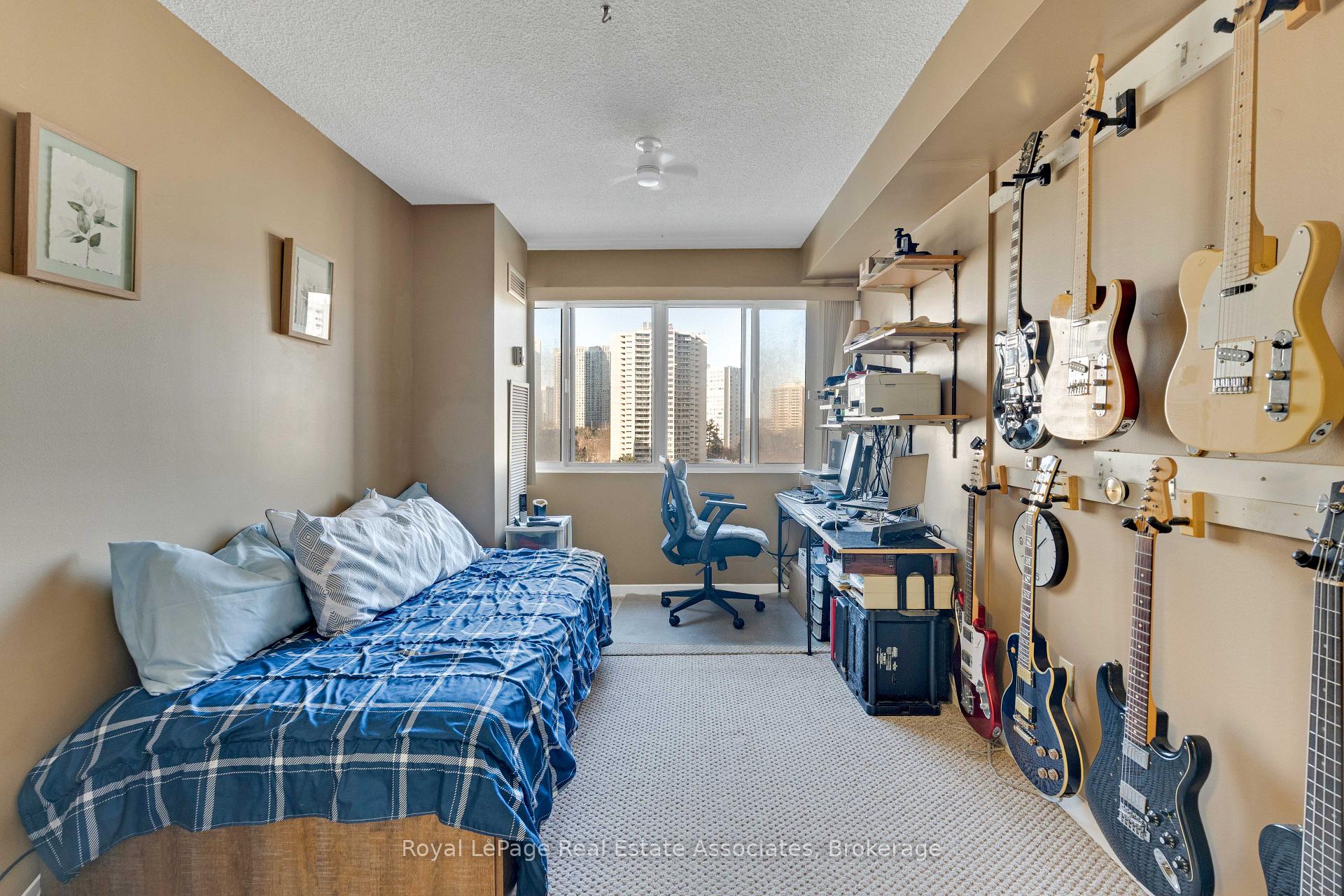 Photo 23 of Unit 912, 50 Elm Drive E, Mississauga, Mississauga Valleys — HOMEH
