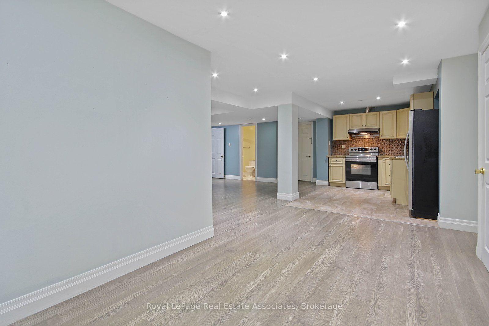 Photo 10 of Unit Lower, 16 Sergio Marchi Street, North York, Downsview-Roding-CFB — HOMEH