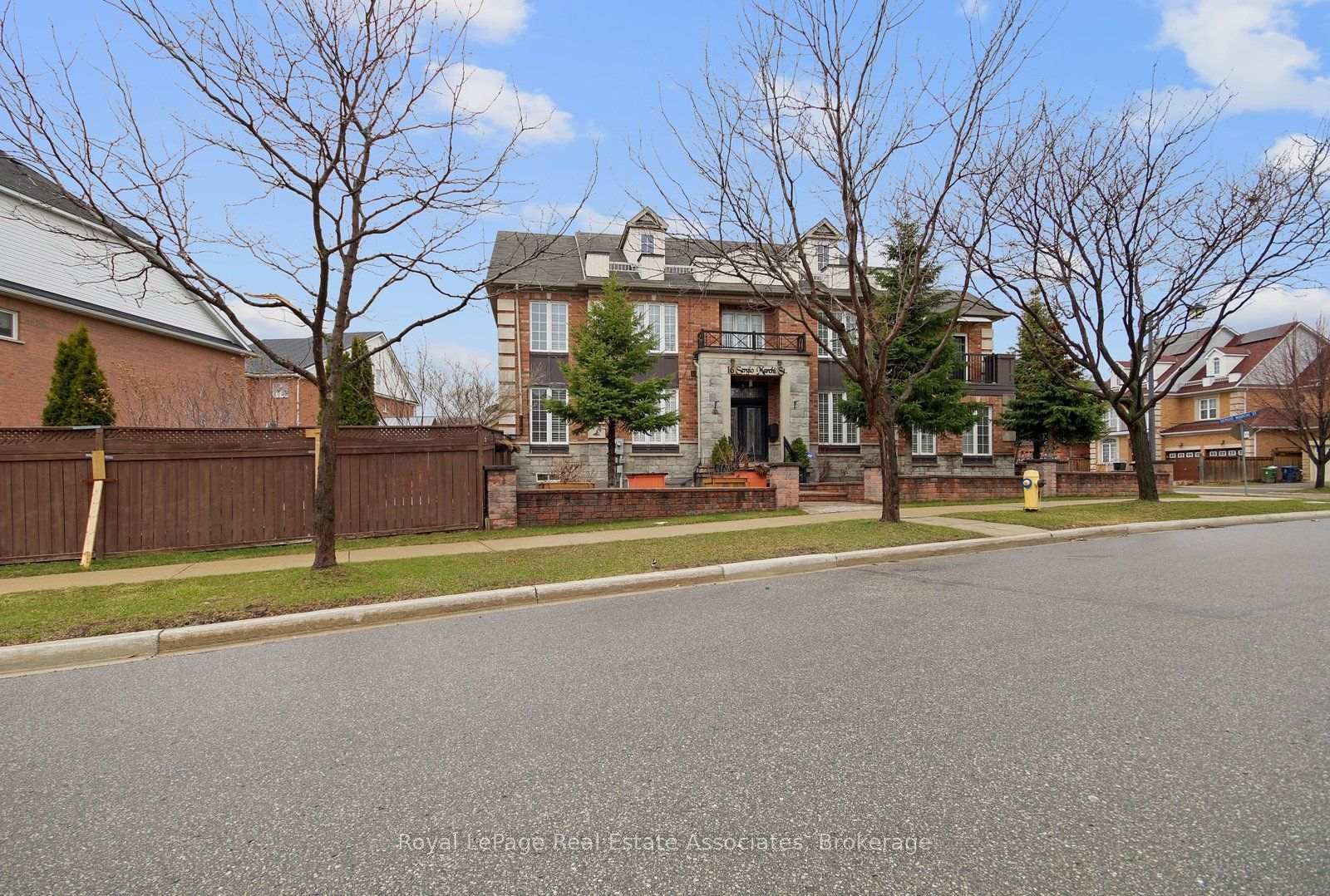 Photo 30 of Unit Lower, 16 Sergio Marchi Street, North York, Downsview-Roding-CFB — HOMEH