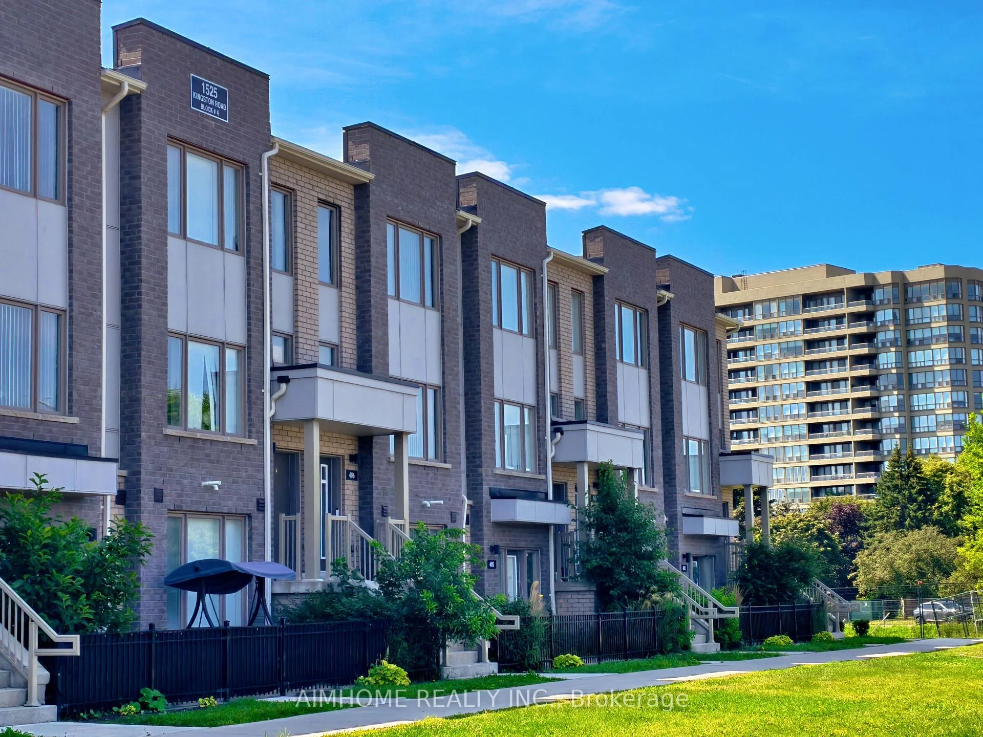 Photo 5 of Unit 30, 1525 Kingston Road, Pickering, Town Centre — HOMEH
