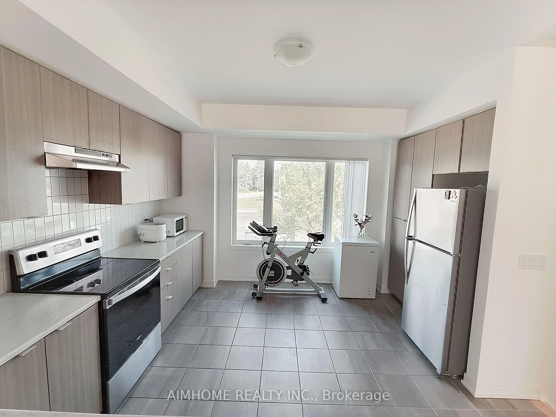 Photo 12 of Unit 30, 1525 Kingston Road, Pickering, Town Centre — HOMEH