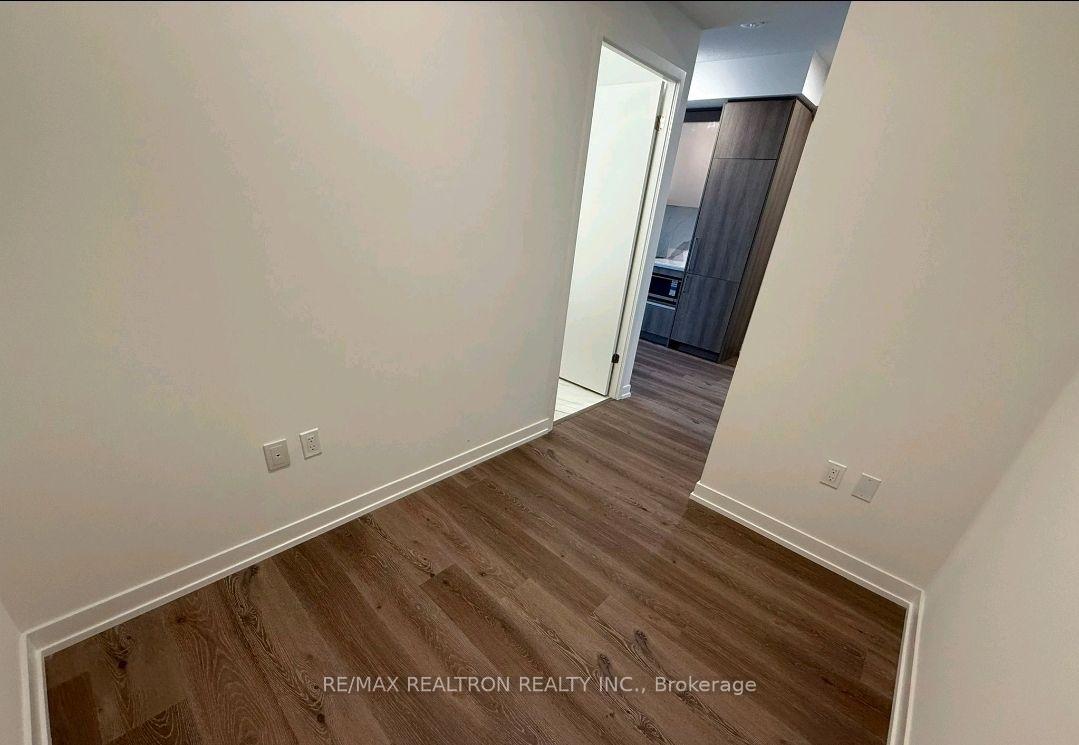 Photo 11 of Unit 2208, 225 Commerce Street, Vaughan, Vaughan Corporate Centre — HOMEH