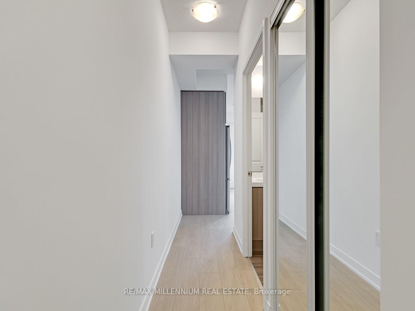 Photo 2 of Unit 2706, 8 Nahani Way, Mississauga, Hurontario — HOMEH