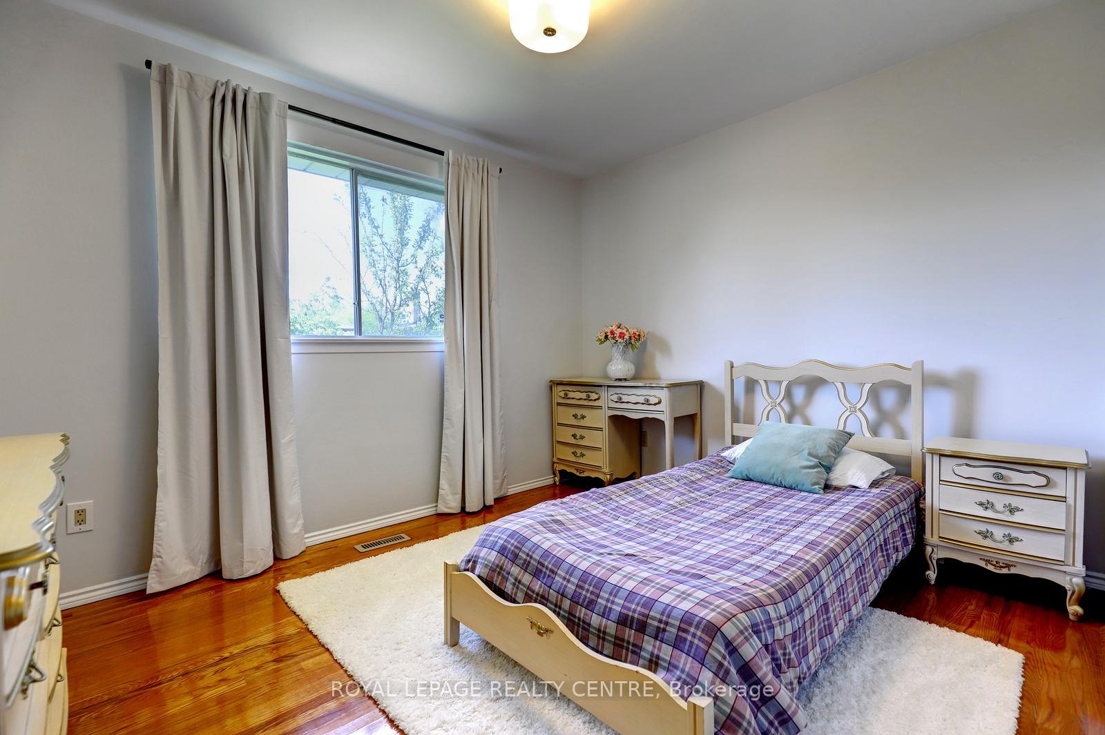 Photo 24 of 1278 Shamir Crescent, Mississauga, Erindale — HOMEH