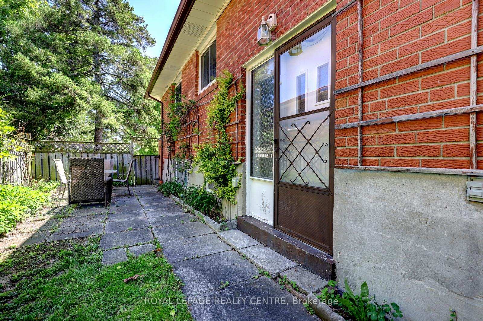Photo 41 of 1278 Shamir Crescent, Mississauga, Erindale — HOMEH
