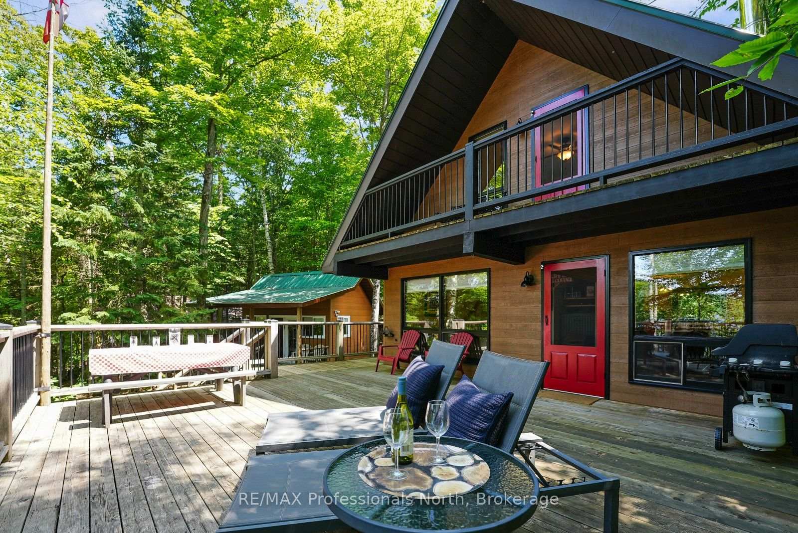 Front of 11230 Hunters (WAO) Island