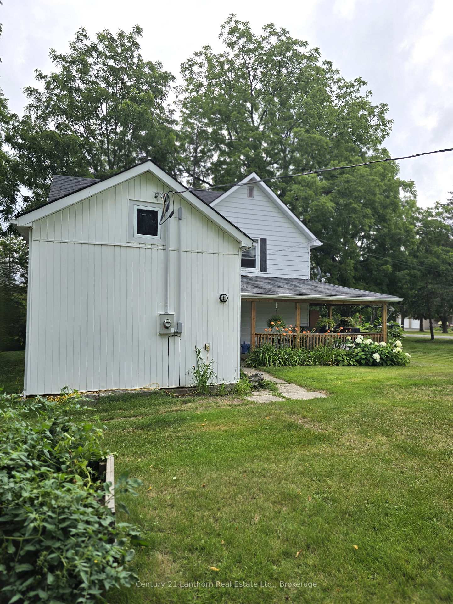 Photo 8 of 448 Harrington Road, Quinte West, Sidney Ward — HOMEH
