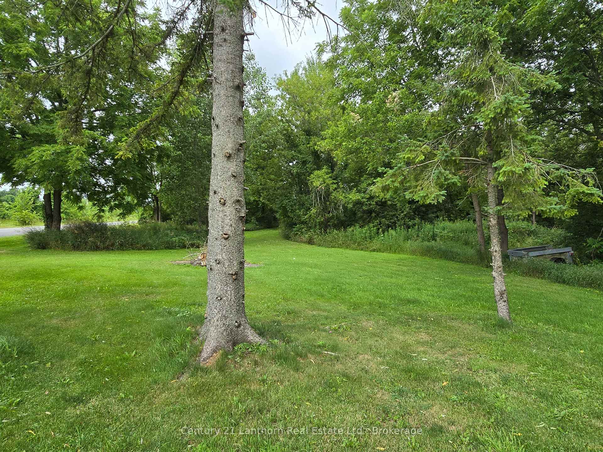 Photo 33 of 448 Harrington Road, Quinte West, Sidney Ward — HOMEH
