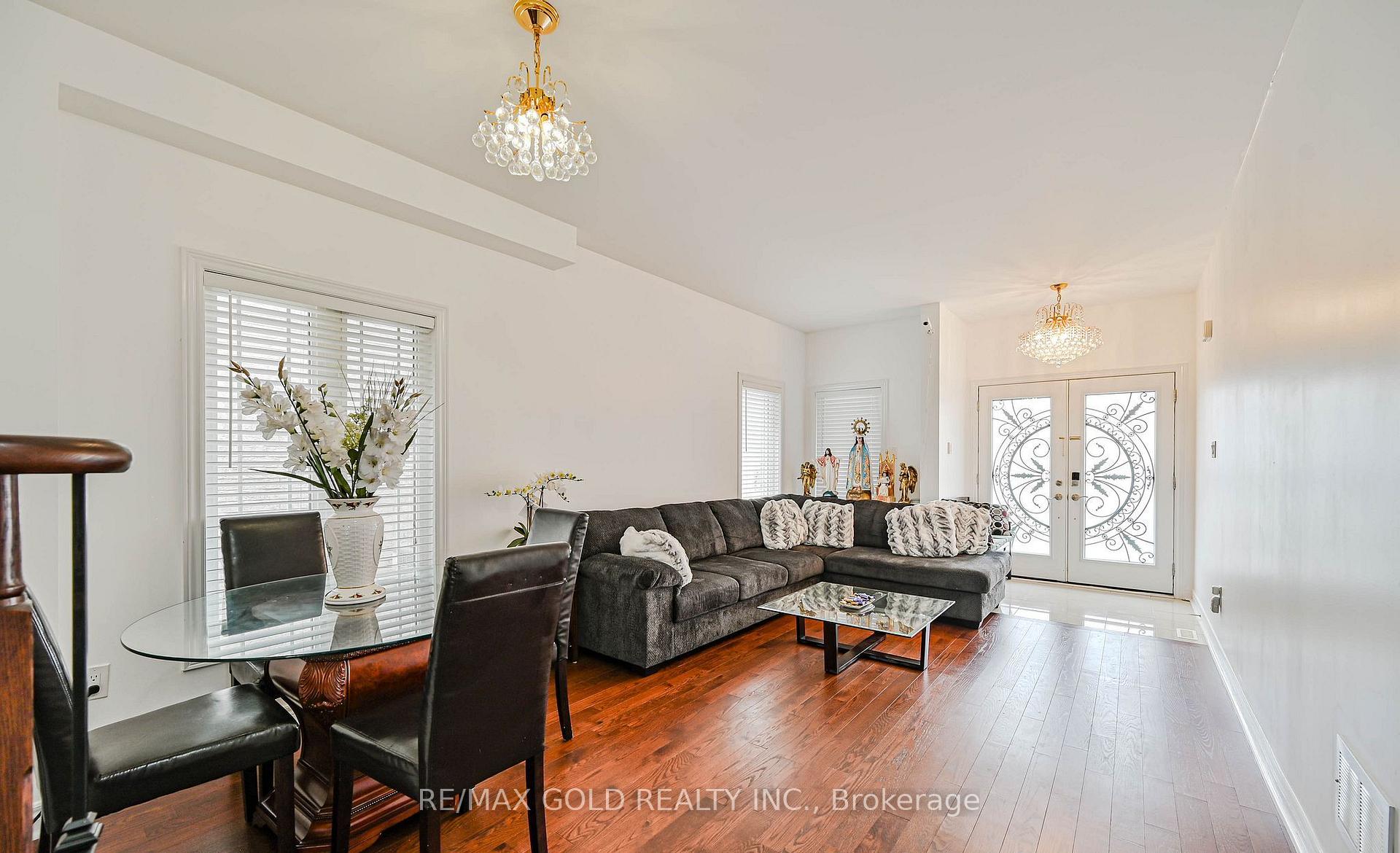 Photo 5 of 7 Bellotti Crescent, Ajax, Northeast Ajax — HOMEH