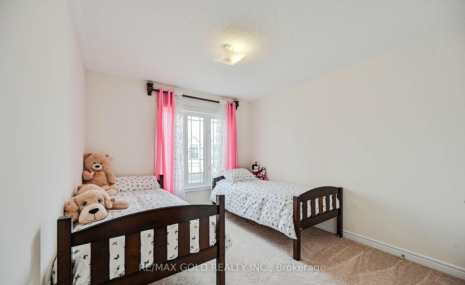 Photo 29 of 7 Bellotti Crescent, Ajax, Northeast Ajax — HOMEH