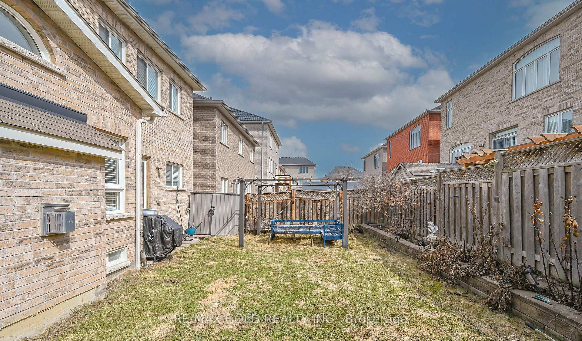 Photo 38 of 7 Bellotti Crescent, Ajax, Northeast Ajax — HOMEH