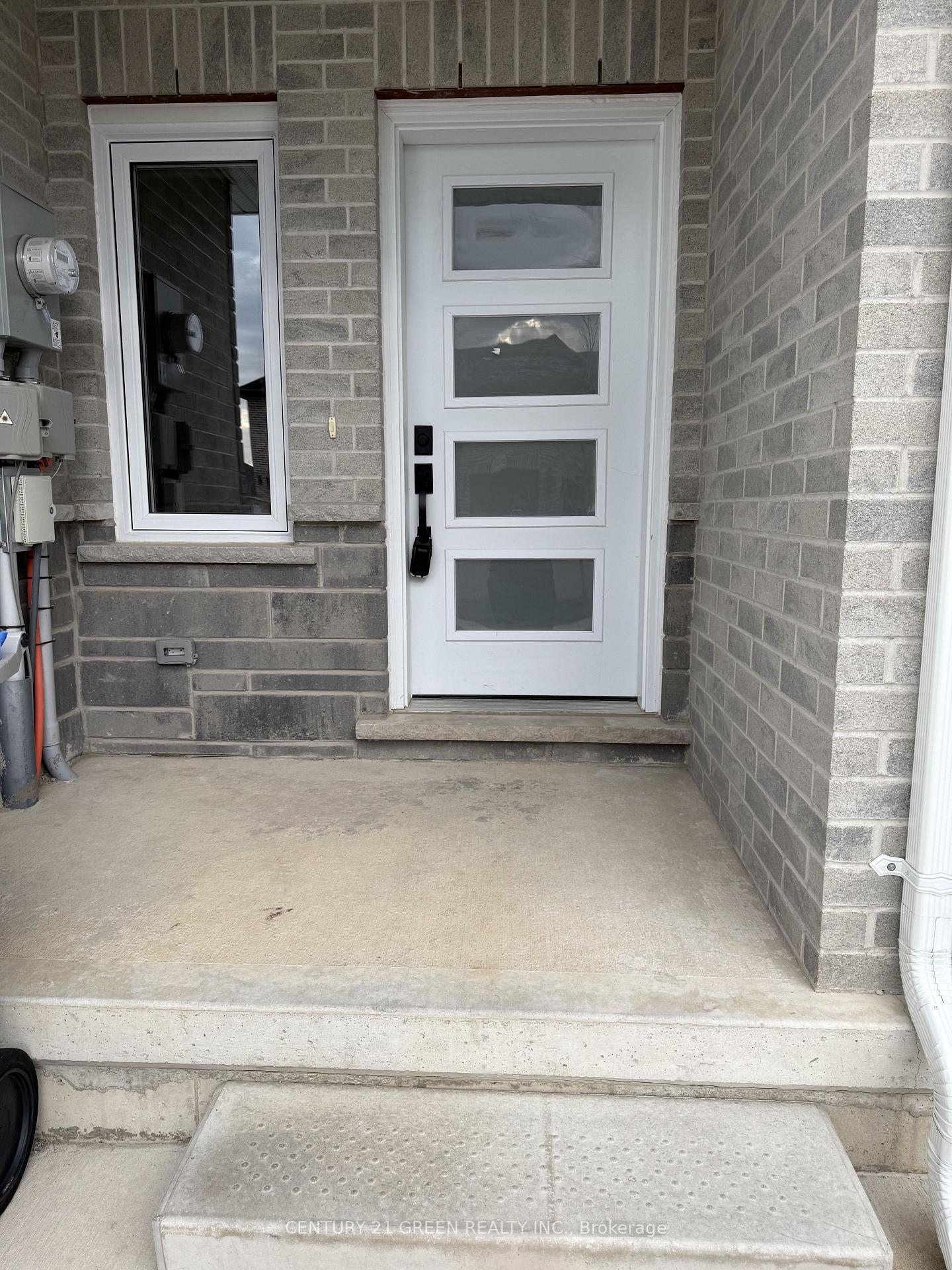 Photo 2 of 200 Hooper Street, St. Marys — HOMEH