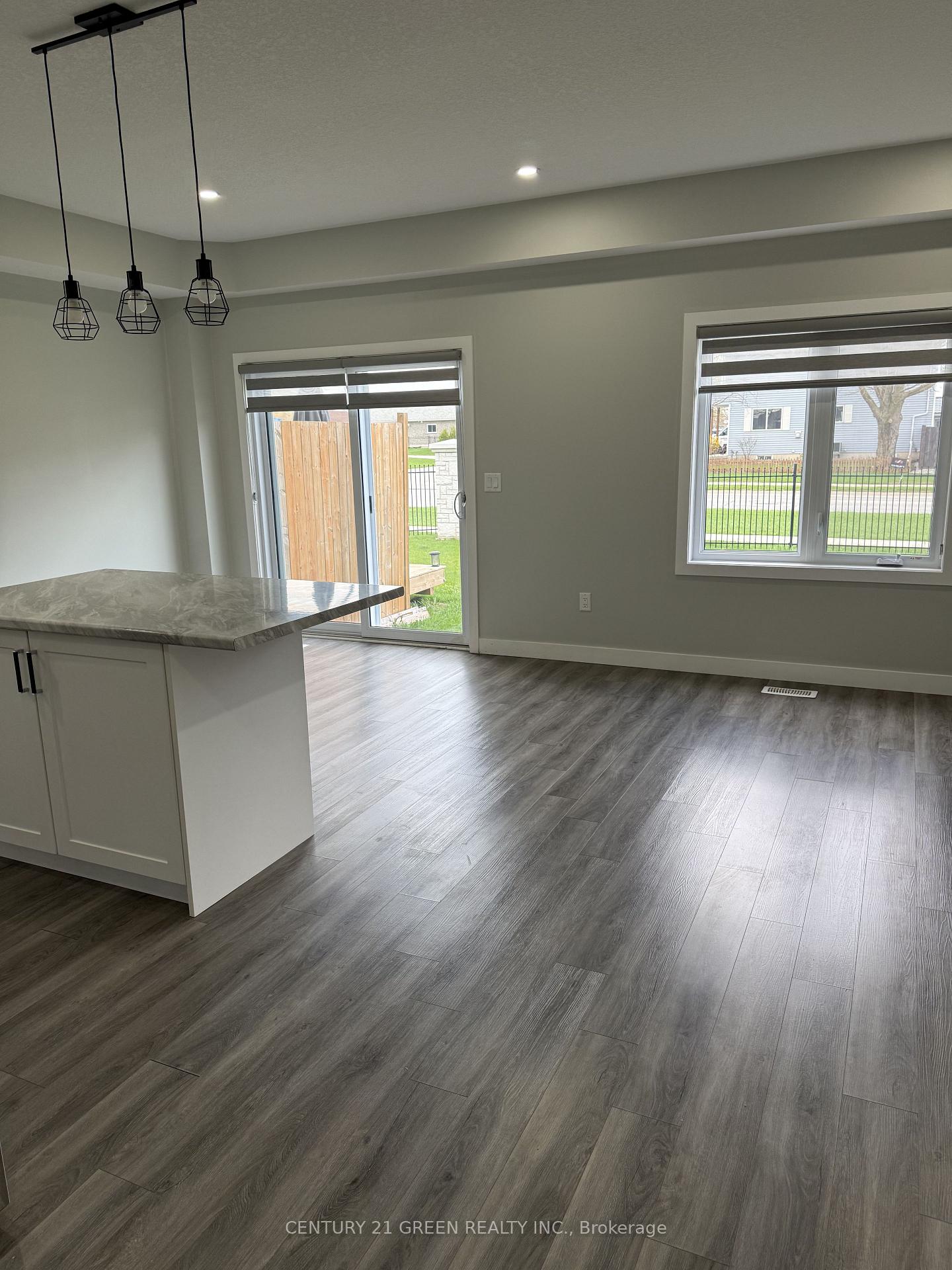 Photo 8 of 200 Hooper Street, St. Marys — HOMEH